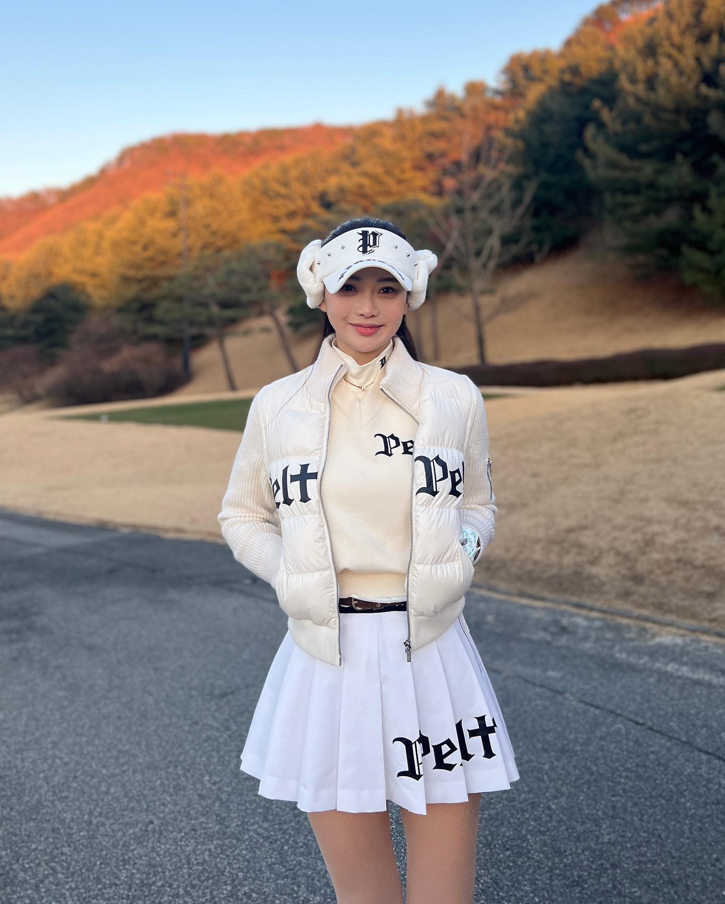 시즌아웃은 펠트로 마무리해봅니다 ⛳️
23년 골프 열심히쳤지만 
내년엔 더 열심히 잘 !!!!! 치는 한해가 되기를 🙏

#골프 #겨울골프 #시즌아웃 

peltgolf
#펠트 #펠트골프 #PELT #PELT골프