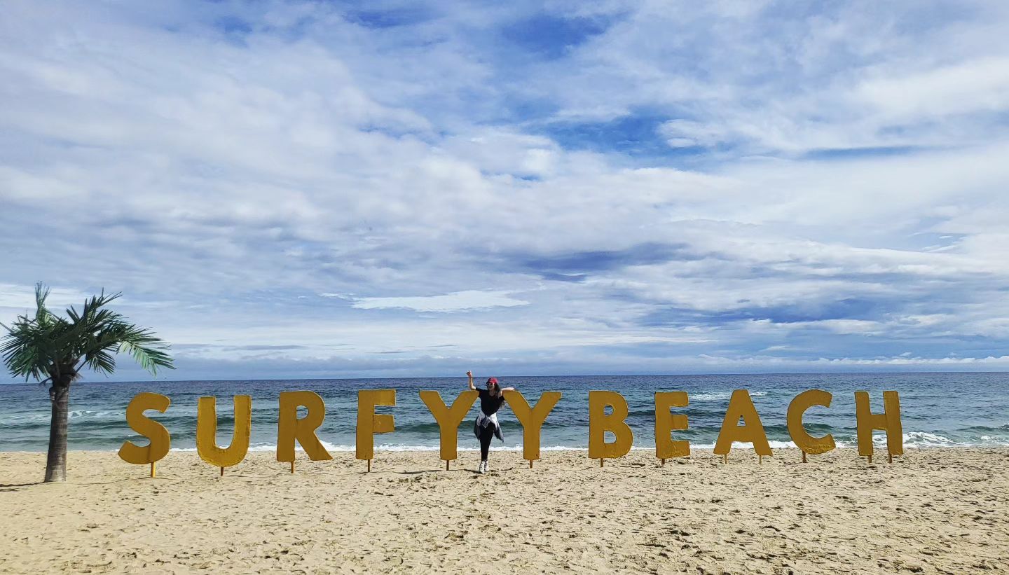 SURFYY BEACH
 
요기 핫하네
아쥬....🤗
마이 변했다아....양양

#핫걸 #희망사항일뿐 #히힛