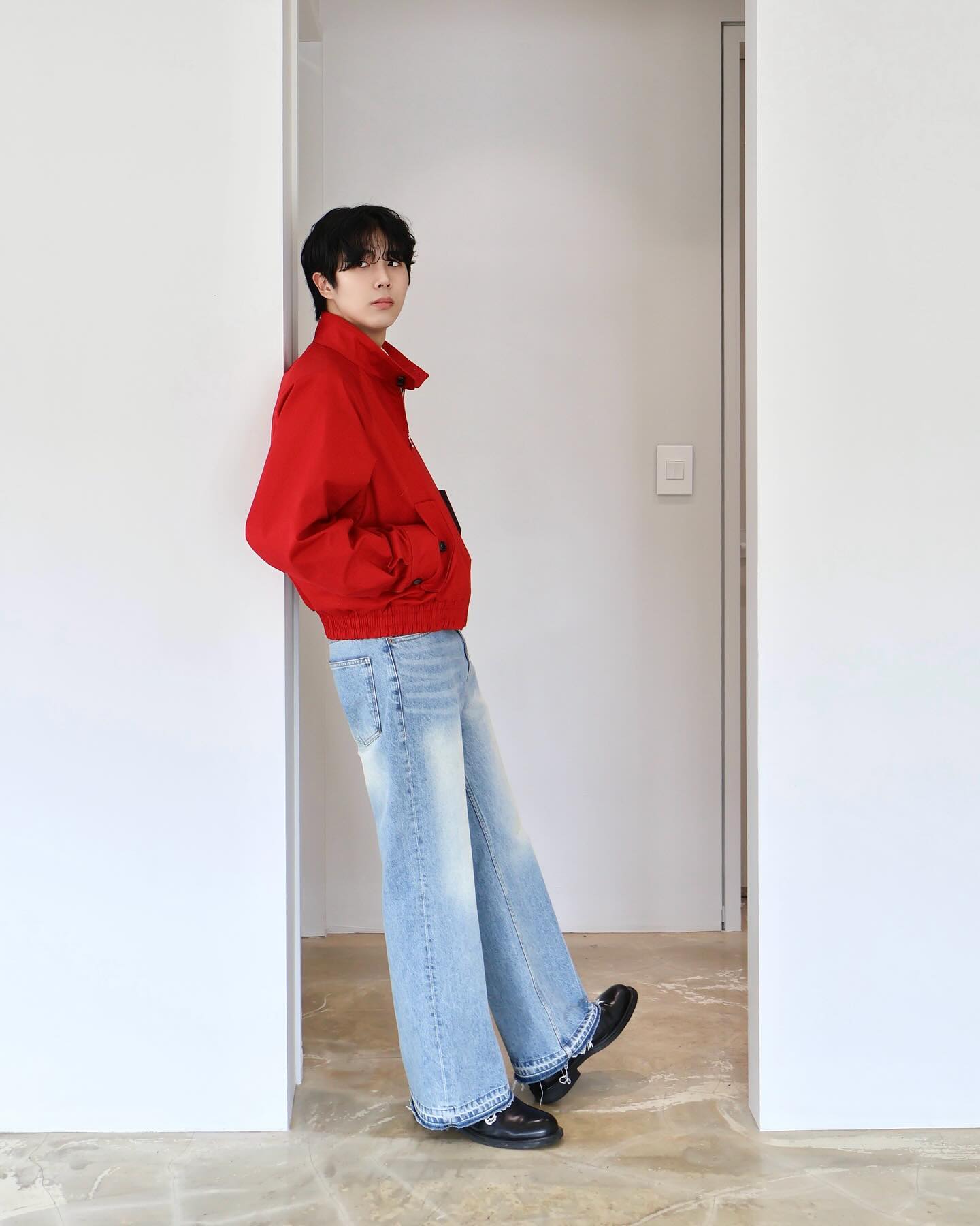 #광고 🥀
official_noice 24SS [NEW NORMAL]
 
노이스 플래그십 스토어에서 리뉴얼된 노이스의 아이템들을 만나보고 왔습니다😎
 
소재감이 정말 좋다는게 느껴졌고 젠더리스한 무드의 실루엣이 넘 이뻐보이더라구요👍
 
4월 19일 SUMMER 4차 아이템들이 오픈한다고 하니 플래그십 스토어 방문하셔서 구경하고 가세요~~‼️
 
📍서울 강남구 언주로168길 30 2층
 
#noice #노이스