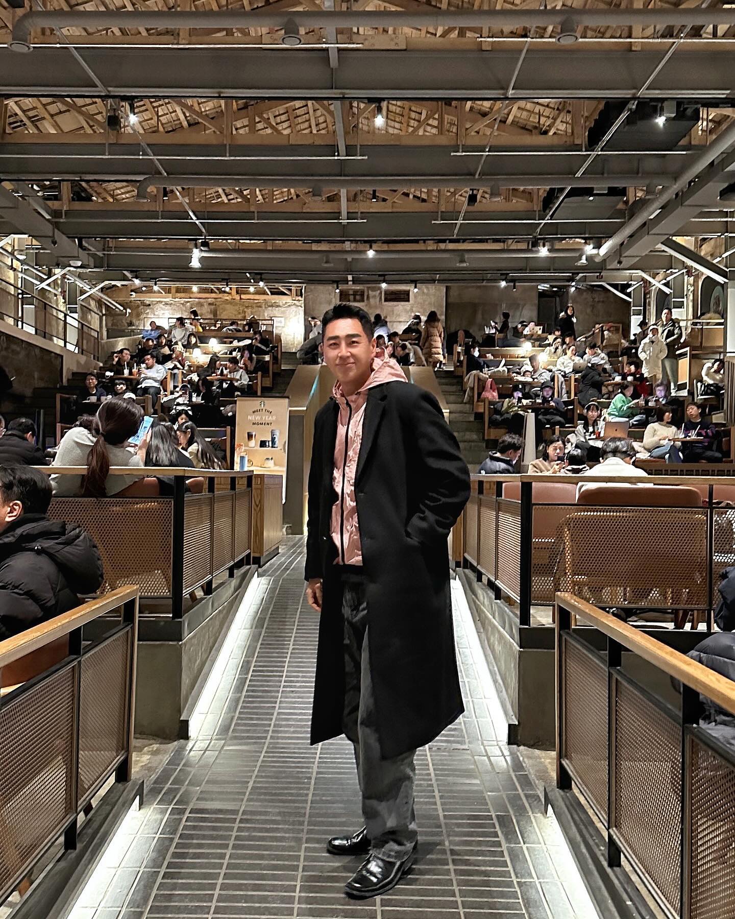 경동시장 나들이...
굴 한양동이 먹고 스벅가서 배꺼트리고 통닭으로 마무리...
이번년도에 굴은 더 안먹을듯...🤮