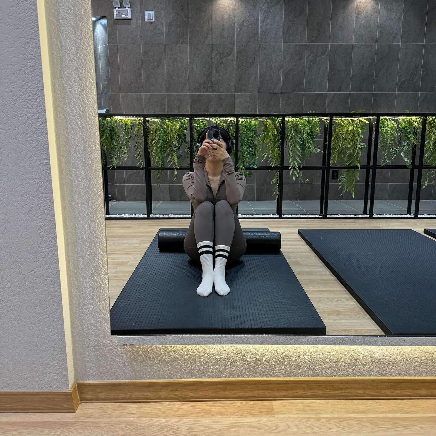 운동 가기 전까지 컨디션도 좋았고 밥도 잘 챙겨먹었고 운동을 그다지 빡세게 하지도 않았는데🤔🤔🤔 이상하게 오늘 너무 어지러웠어요.. 그냥 땀인지 식은땀인지🤔🤔