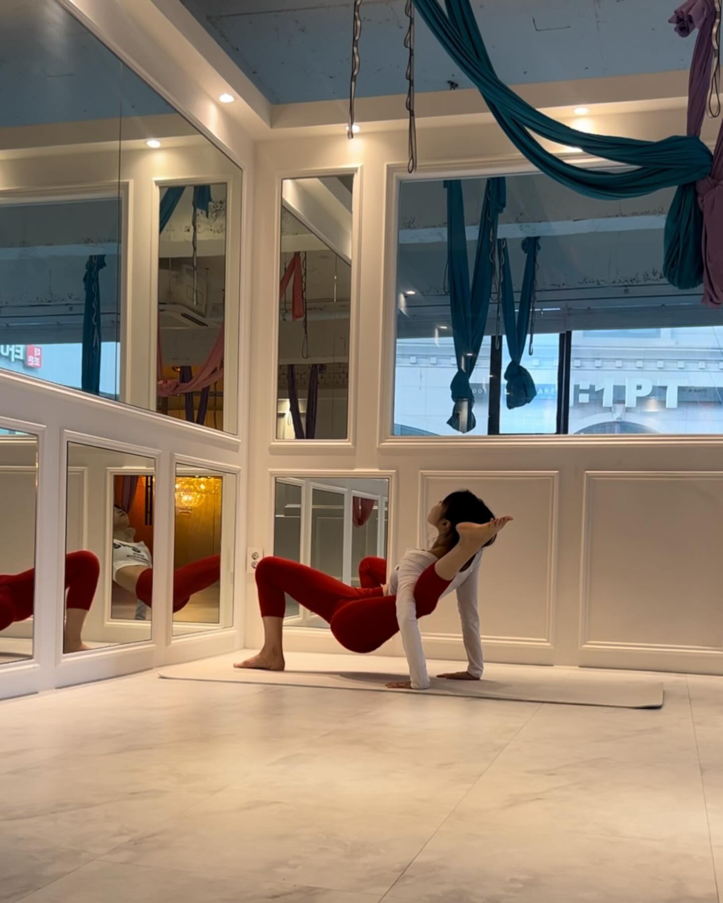 🍋💚
B타민 요가 
🍓 메리크리스마스 이벤트 🍓
www.yoga.ac.kr

#강남플라잉요가
#강남요가
#선정릉 
#플라잉요가강사
#요가하는여자
#서울핫플레이스
#플라잉요가지도자과정
#플라잉요가자격증