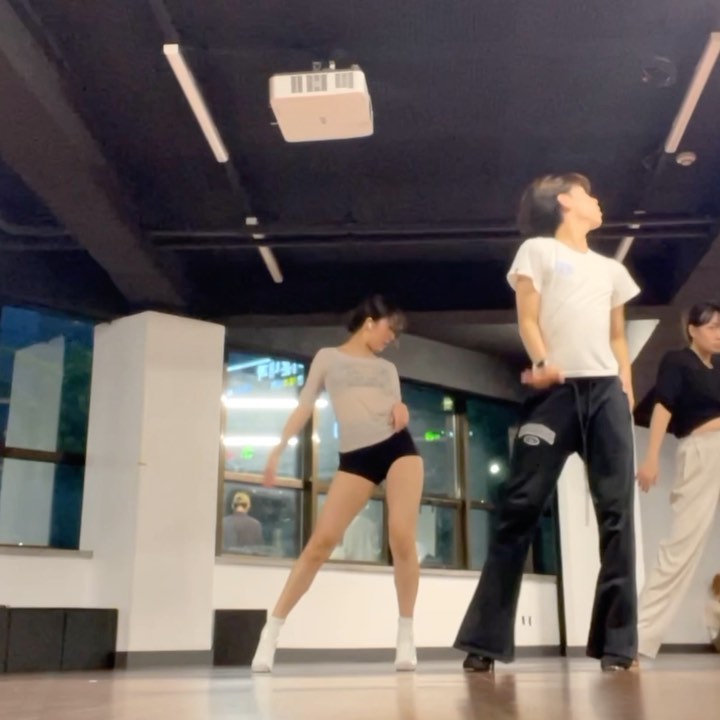 🤍🕊️
C / mmagarett_