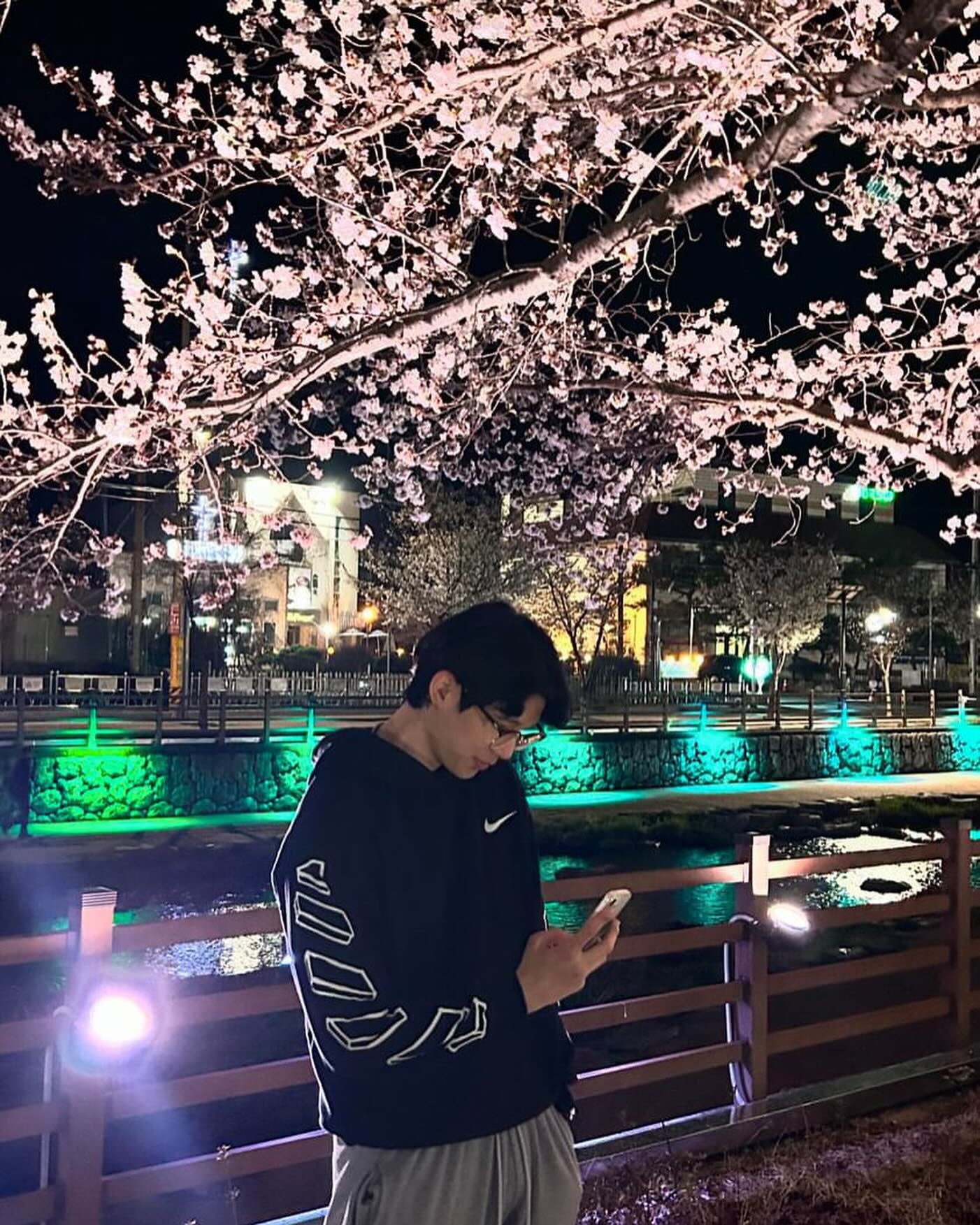 금오산 나의 꽃이 되어라. ㅋㅋㅋ 담엔 수성못이다. 
.
.
.
#금오산벚꽃 #나의꽃🌸 #되어라♥️ #담엔꼭 #수성못