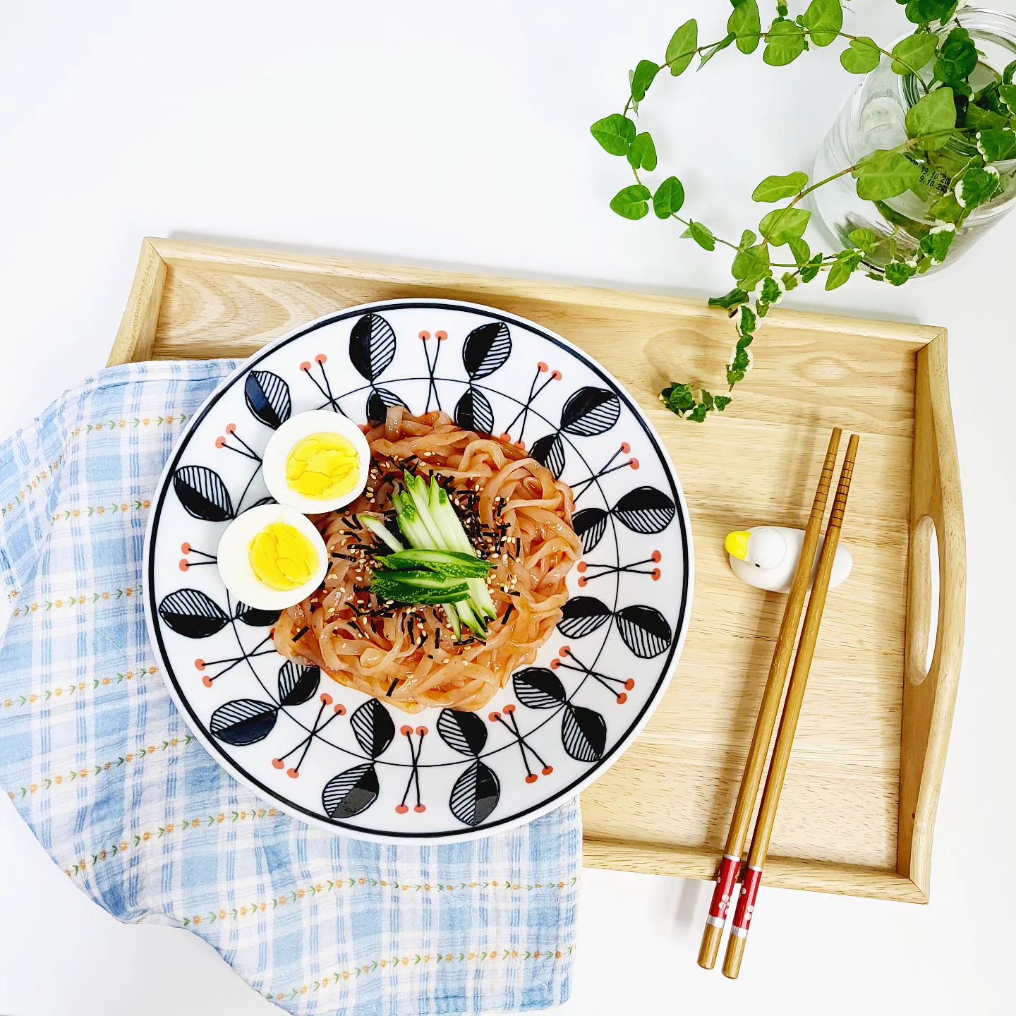 협찬

야식으로도 부담없이 즐기는
#라이틀리 #곤약면

✔️곤약 물냉면
✔️곤약 매콤비빔면
✔️곤약 정통짜장면
✔️곤약 가쓰오우동
✔️곤약 얼큰양지사골면

면발이 쫀득탱글!

든든해서 식단에 활용하기 좋고
열없이 간편하게 조리할 수 있어서
더운 여름에 딱이에요

라이틀리 곤약면으로 좋아하는 면 요리를 
칼로리 부담 없이 맛있게 즐겨요~

#라이틀리곤약면 #물냉면 #곤약 #짜장면칼로리 #비빔냉면 #곤약면요리 #곤약냉면 #곤약비빔면 #비빔냉면칼로리 #푸드스타그램