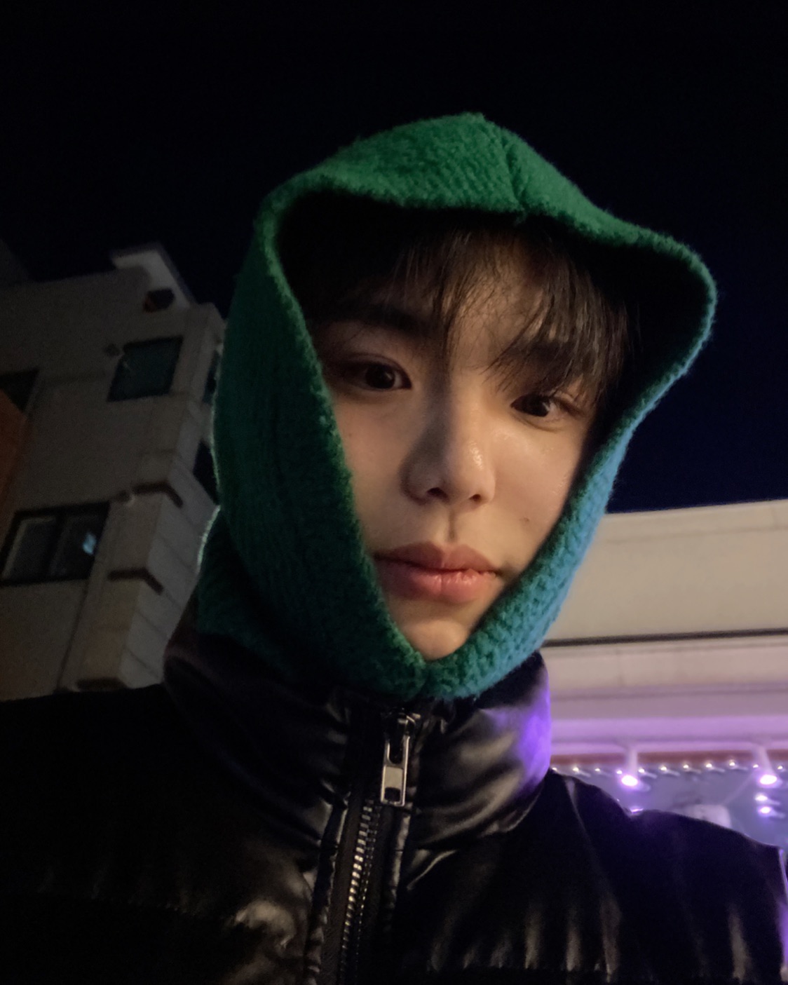 바라클라바 쓴 나를 바라바