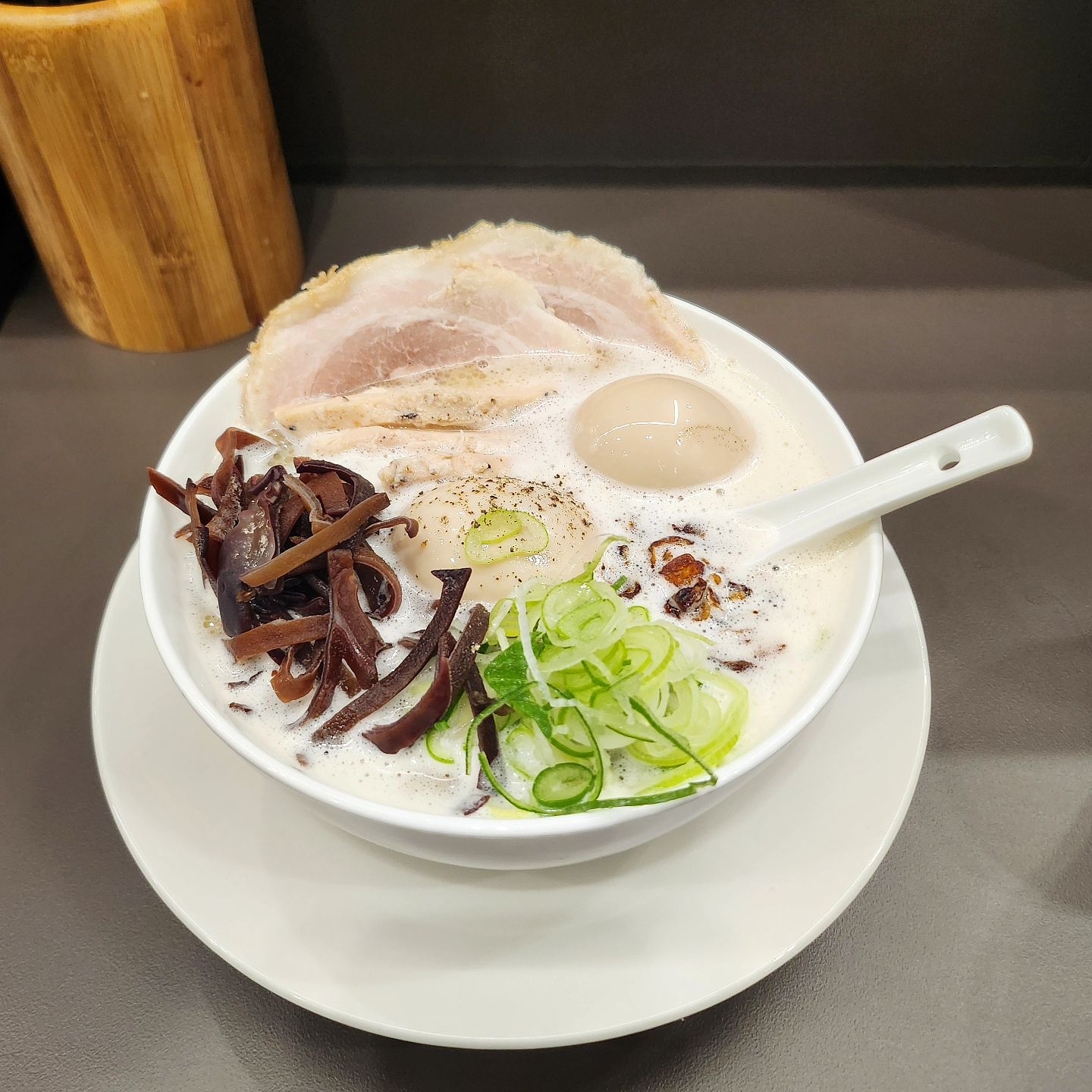 라멘 넘모 맛있거든요