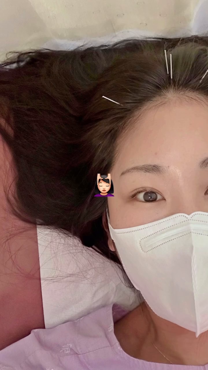 #협찬
내 머리카락 절대지켜..
한방병원 두피관리&탈모치료 받으면 머리카락 덜빠진다고요💆🏻‍♀️
수제 쌍화탕조차 맛있어요💜