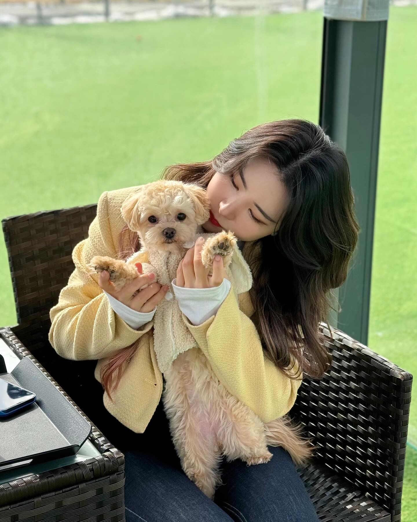 율무와 함께여서 더 행복했던 가평여행ෆ 세젤귀🐶
스토리로 율무 많이 귀여워 해주셔서 영상이랑 사진 많이 올려보겠습니당💓💓

#댕여행 #애견동반 #애견동반카페 #아우어포레스트 #애견카페 #가평여행 #아이섬풀글램핑