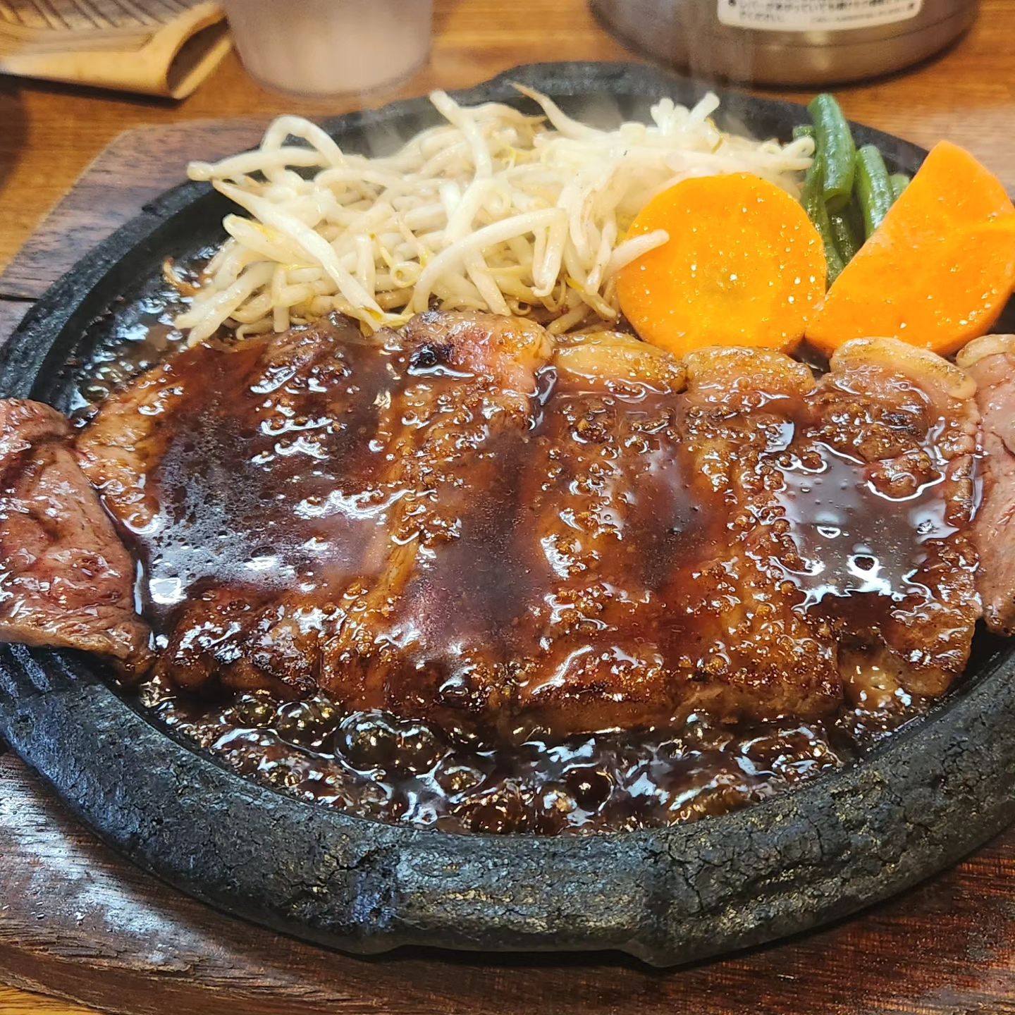 아침은 스테이크..점심은 장어덮밥메밀소바..
시차적응없이 부지런히 도착해서~~
짬뽕에 탕슉&군만두..매콤한거들가니 좋네~

#스테이크 #장어덮밥 #메밀소바 #맞좋아요 #간사이공항맛집 #구래동맛집 #짬뽕지존
#지구별외계인 #먹스타그램 #JMT #인친
#선팔 #언팔 #선팔하면맞팔 #언팔체크함