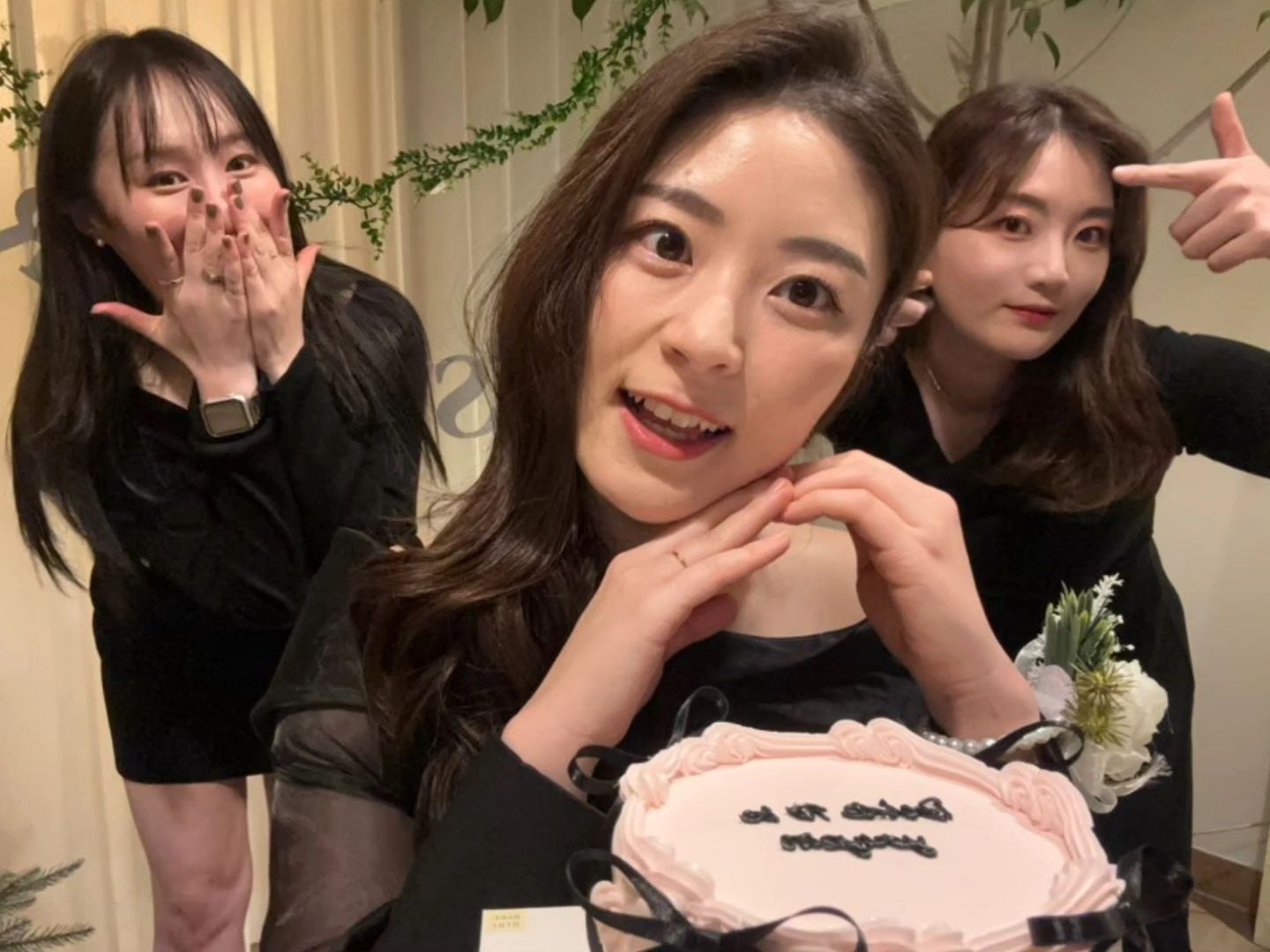 공주들이랑 공주놀이👸🏻💕
#홍연림 #브샤 #뽀에버