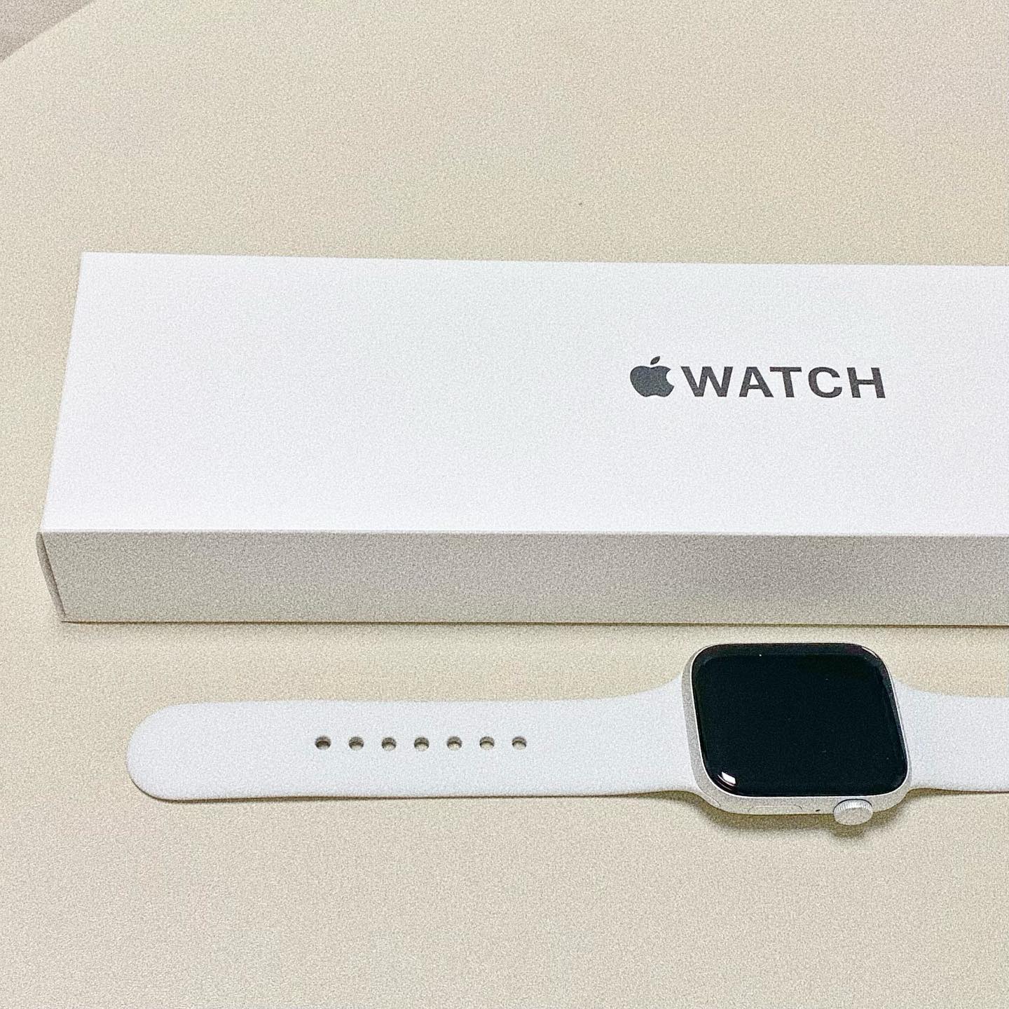 #일상 

내가 나에게 주는 새해 선물🎁

•
#apple #applewatch #애플워치
