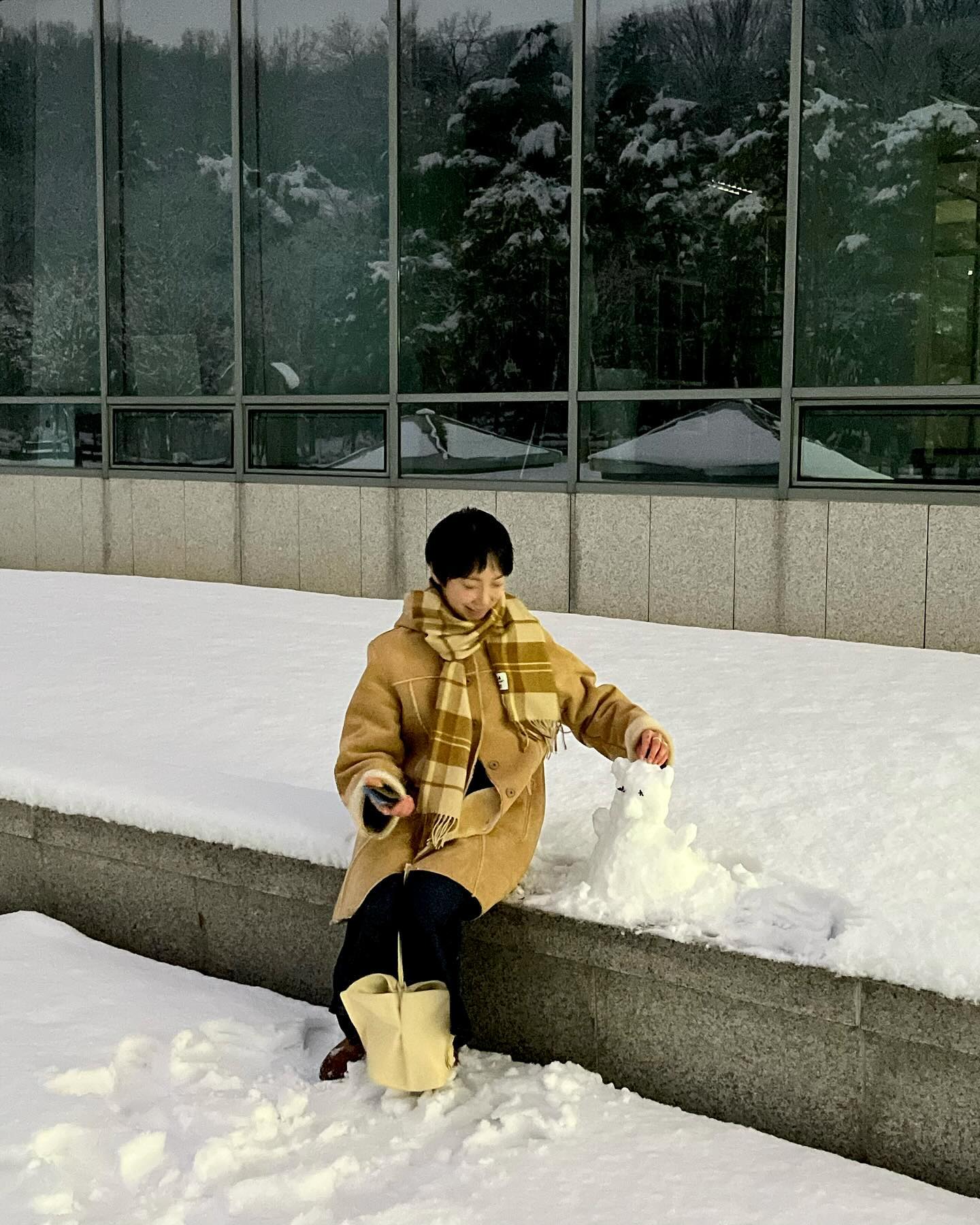 23년이 가기 전에 작은 소원 이뤘다. 눈사람 만들기! ☃️