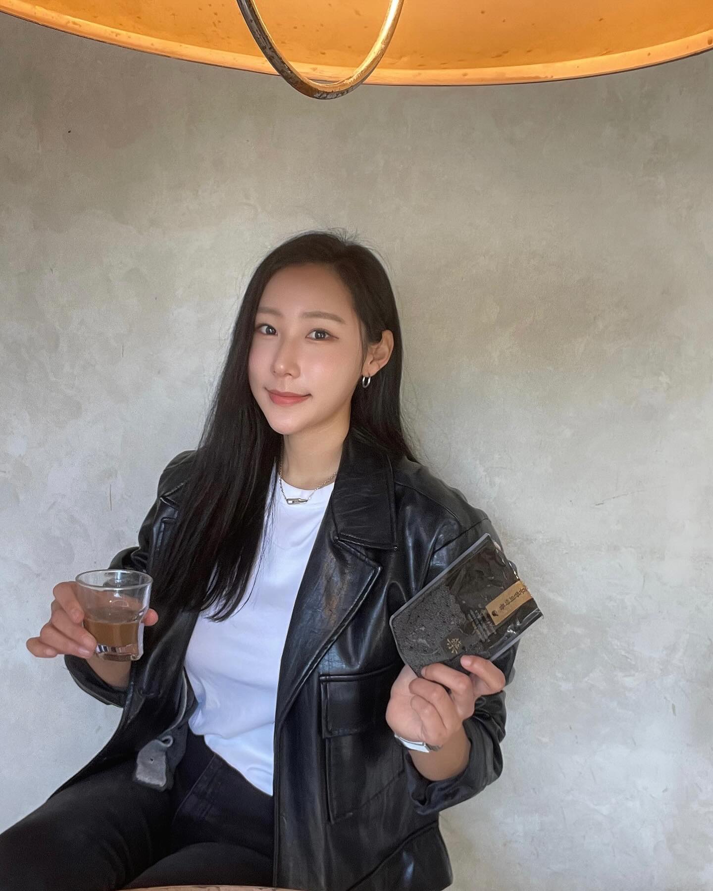 겨우내 찐 나의 포동포동한 살들
이제는 관리해 보자구ෆ

안양에서 유명하다는 효자당다이어트한약!
약사님께서 직접 케어해주셔서 부작용 걱정 없이 시작했어요!

다이어트약 잘못먹으면 손떨림 등등 부작용때문에 고생하는데
개인맞춤케어 약이라  부작용 없이 먹는 중이에요!👍🏻

제발 여름 오기전에 다이어트 성공할수 있기를...🥹🙏🏻

#효자당약국 #효자당다이어트한약
#다이어트한약 #안양효자당약국