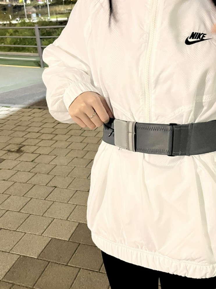 러닝가방 양손이 가벼운 달리기 복장 모티나 가방 사용 후기
