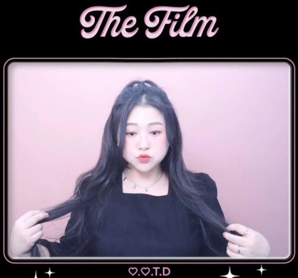버스 기다리다가 #나혼자 찍어 본 #네컷사진 😘
고민하다 급하게 셀프로 #페이스라인컷 느낌으로다가 #옆머리 살포시 내봤는데 나름 괜츈?!!!