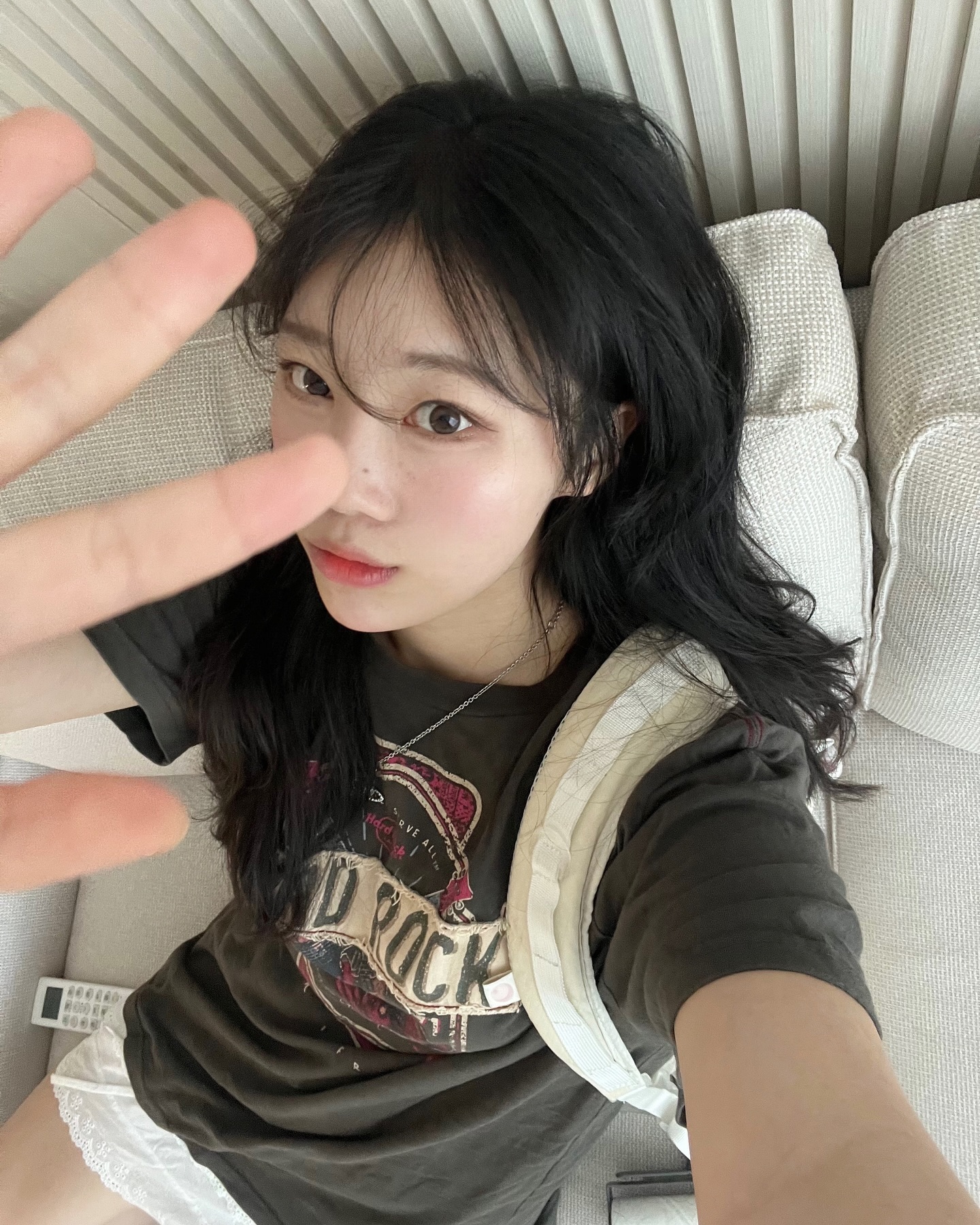 퍼스널 컬러가 주말인 여성
