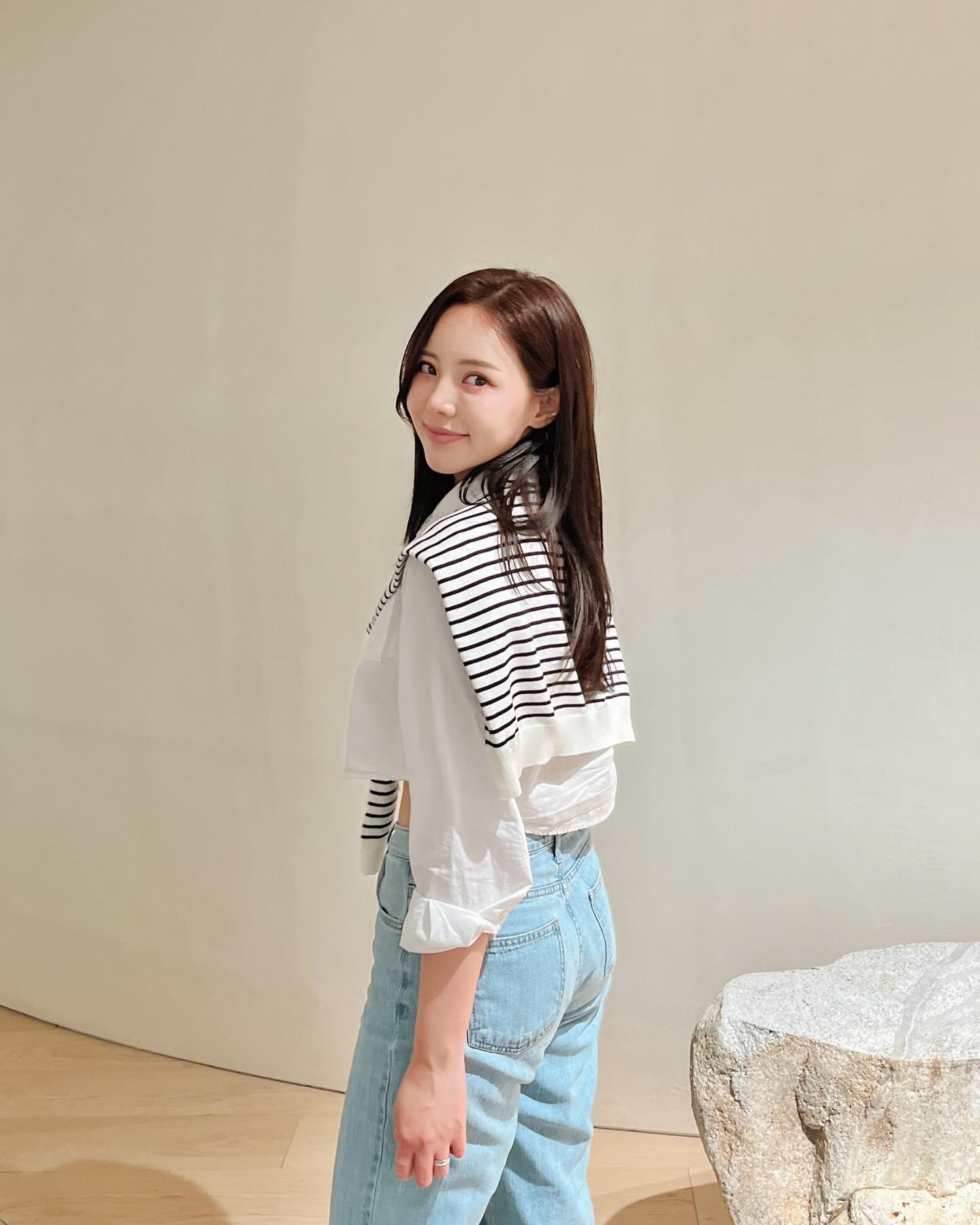 내일 쉬는 날이라 기부니가 좋아,,,🫧🤍🎀
다들 내일 모할건가요오오🙋🏻‍♀️✨