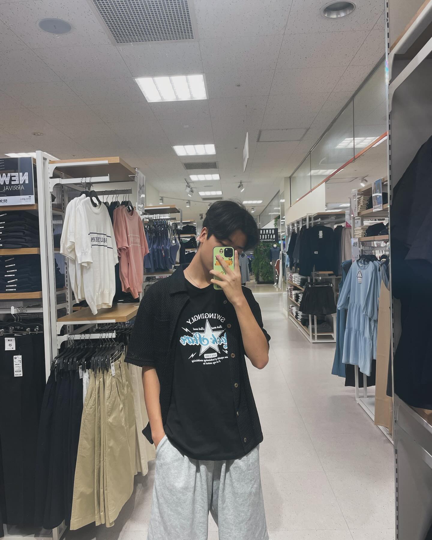 운동갔다 온천♨️

#옷 #데일리 #이벤트 #쇼핑몰촬영 #코디추천 #06 #fyp