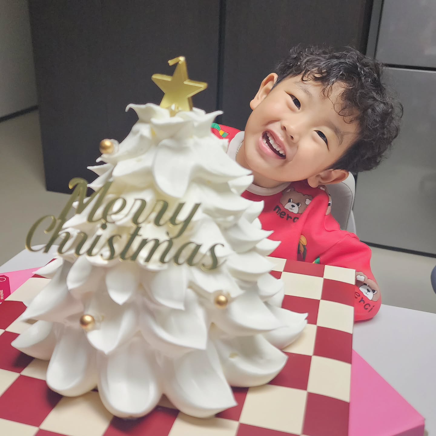 쭈니 햅삐크리스마스🎄🎅
알라뷰 쏘니❤️❤️❤️❤️