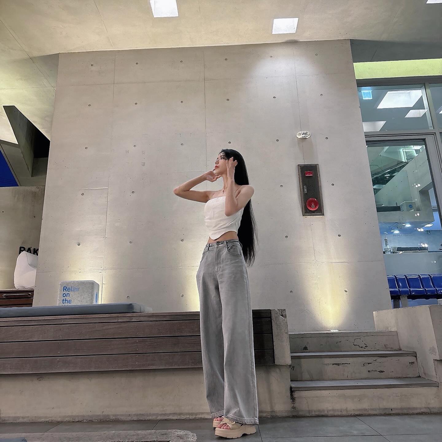 머리 그냥 확 잘라버릴까