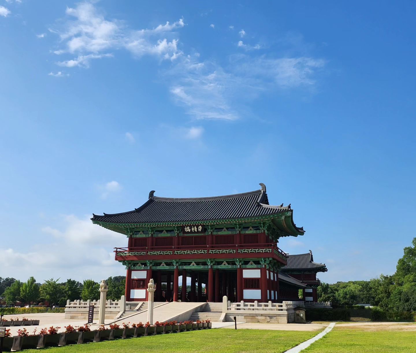 경주 여행 마지막 날🩵
이제서야 정리하는 사진 

너무 좋았던 이번 여행
벌써 그립다

#경주#경주여행#가족여행
#여름휴가#아이랑