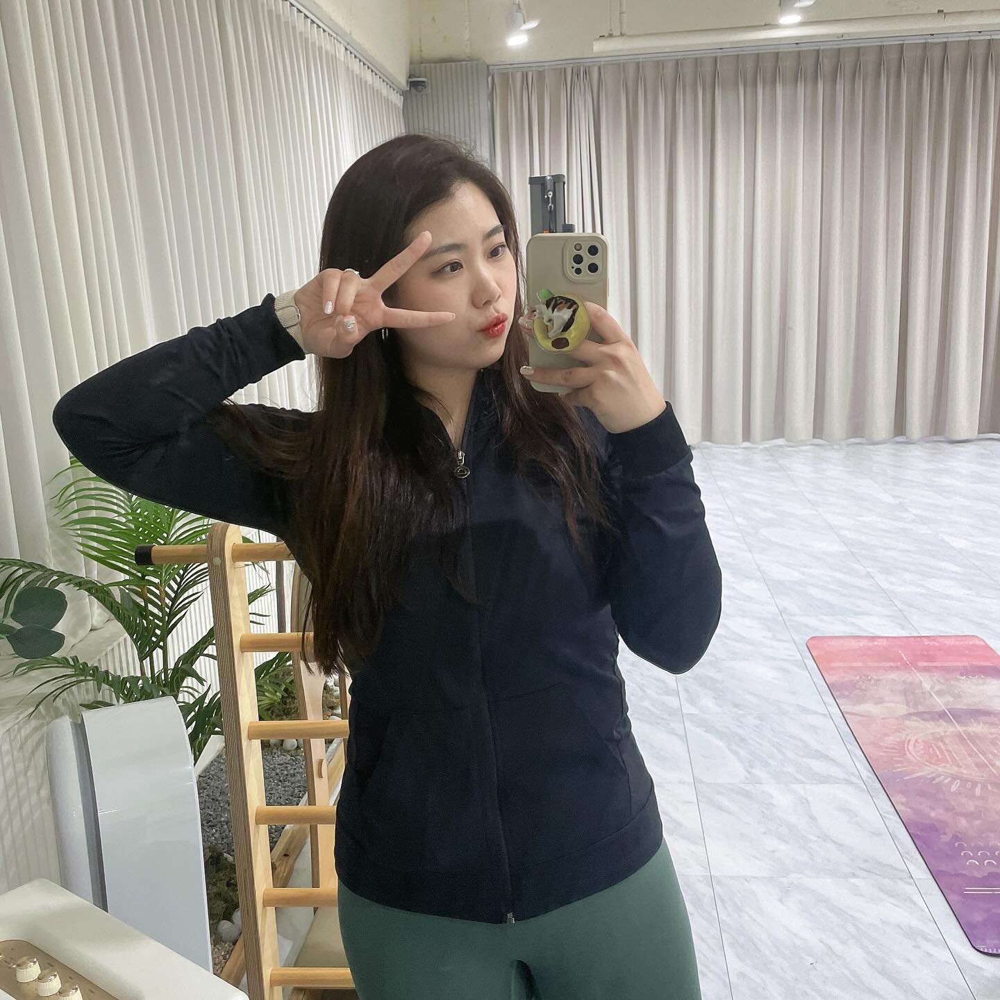 운태기가 왔지만
라트 + 주 1회 PT는 꾸준히 하는중
더불어 맛있는거 너무 잘 먹고 다니는중
🍳🥩🍖🍕🥗🍻🍶🥃🍸🍹🍾