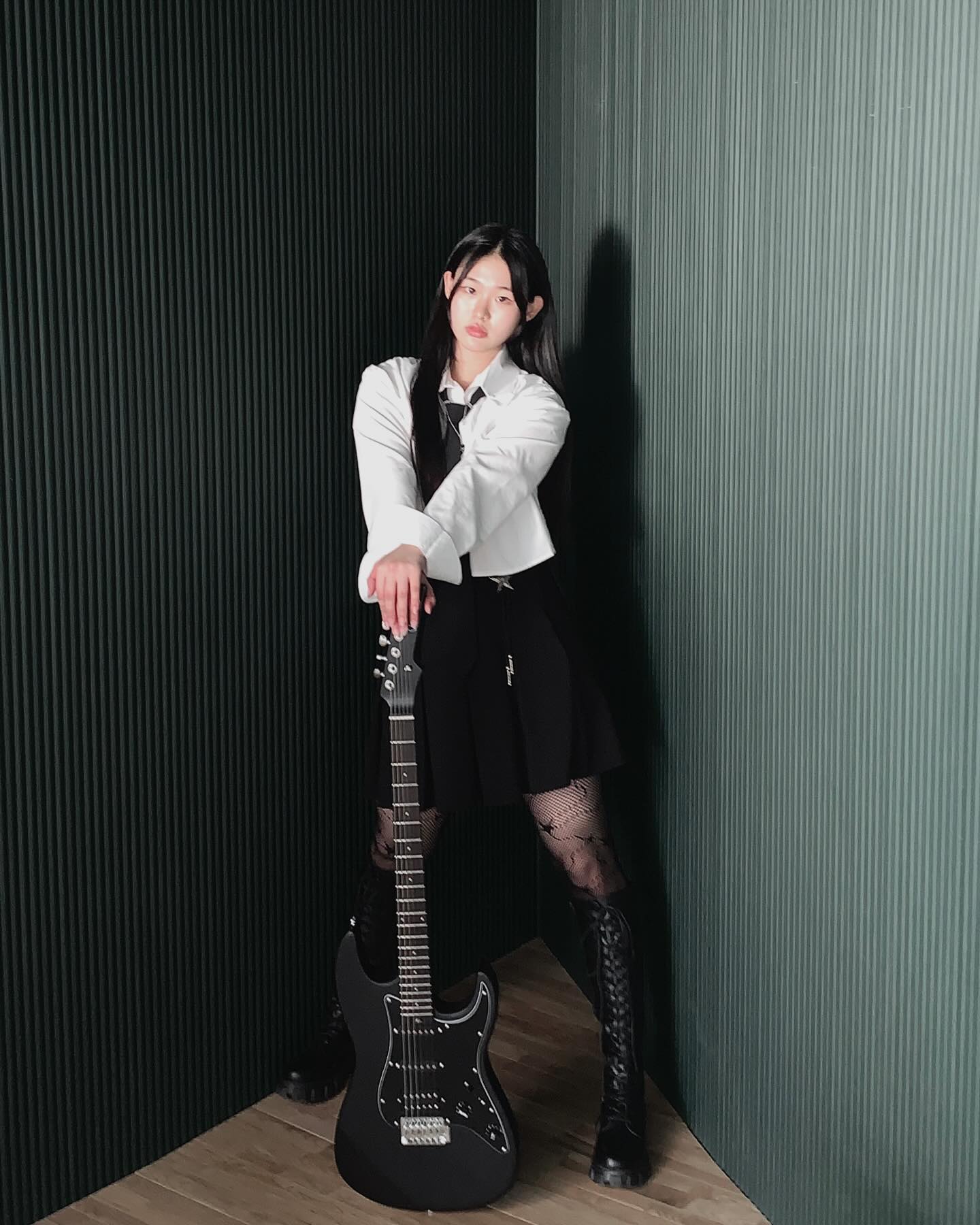 🎸