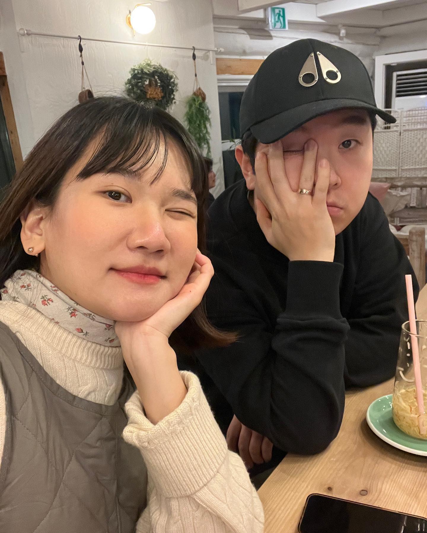 뚜영아 잠와 ? (๑ ˭̴̵̶᷄൧̑ ˭̴̵̶᷅๑)