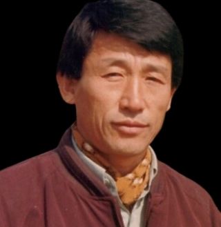 아빠 천국에 잘 계시죠?

지난 일주일간 힘들어하는 아빠 보며
너무 마음 아프고 힘들었는데
이제 편안해지셨으니
슬프지만 그래도 기뻐요

벌써 많이 보고싶지만
조금만 그리워하고 조금만 슬퍼할께요

엄마랑 지호랑 잘 살고 있을테니깐
걱정하지마시고 편하게 행복하게 쉬세요

아빠 딸이여서 너무 행복했고
다시 태어나도 아빠 딸 할께요
사랑해요❤️