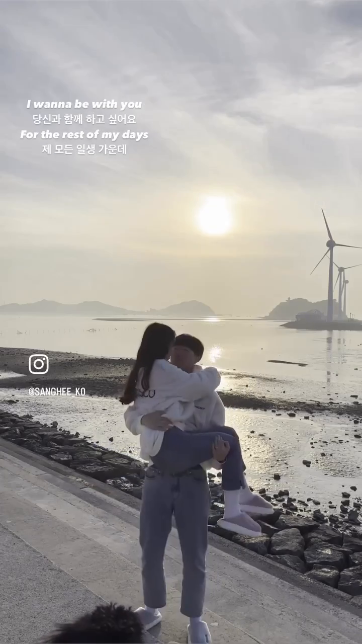 ℱℴ𝓇ℯ𝓋ℯ𝓇 𝒶𝓃𝒹 ℯ𝓋ℯ𝓇 𝒶𝓃𝒹 𝒶𝓁𝓌𝒶𝓎𝓈， ℒℴ𝓋ℯ❦