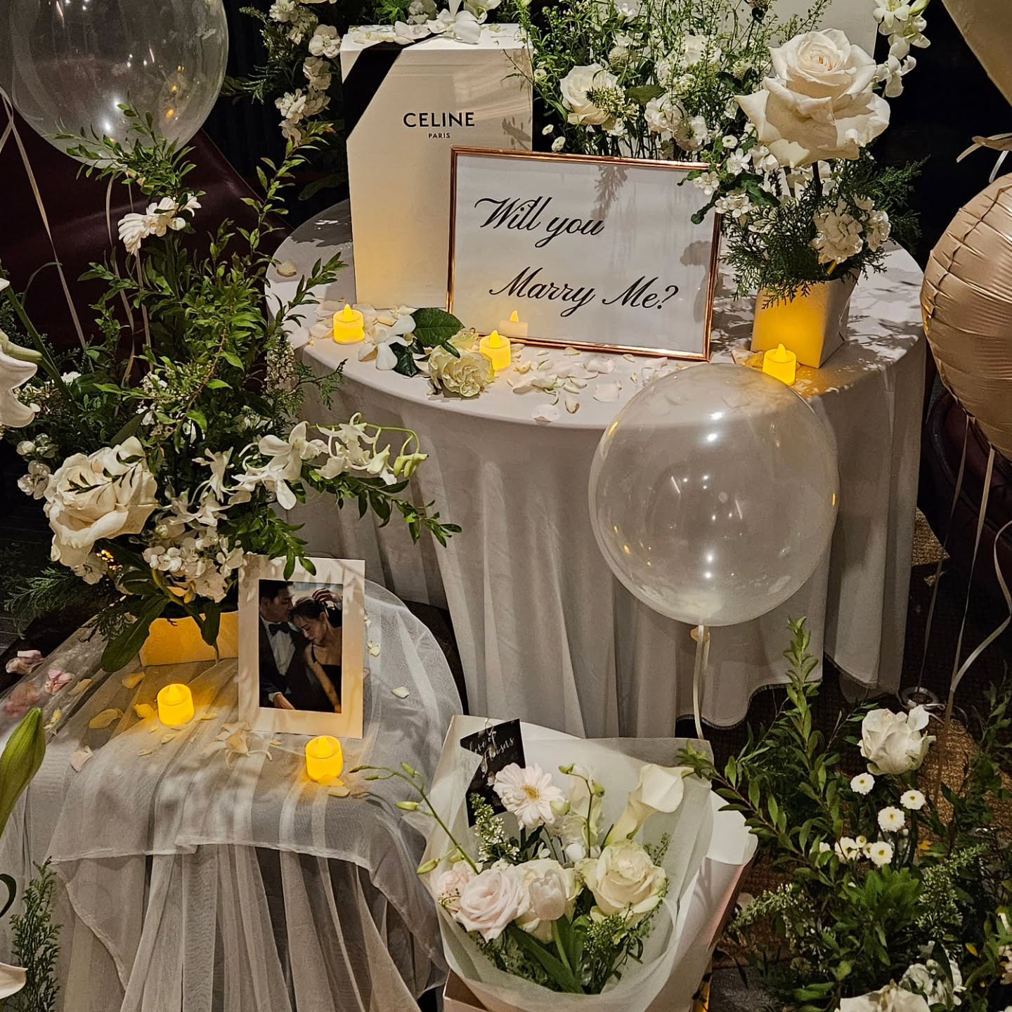 전--------혀 생각지도 못했던 서프라이즈 프러포즈💍🤍
오빠가 하나하나 준비한거 생각하니까 감동🥹
싸우지말고 지금처럼 행복하게 살자🫶🏻
#프러포즈 #서프라이즈 #이벤트 #이런것도할줄알고 #스윗남편 #두번은없다는 #ㅋㅋㅋㅋ🤍 #💍 #처음이자마지막 #고마워 #유부남 #유부녀 #유부초밥 #예비쀼 #아난티 #아난티앳부산코브 #물놀이 #둥지도물놀이 #언능나와 #다음엔셋이서