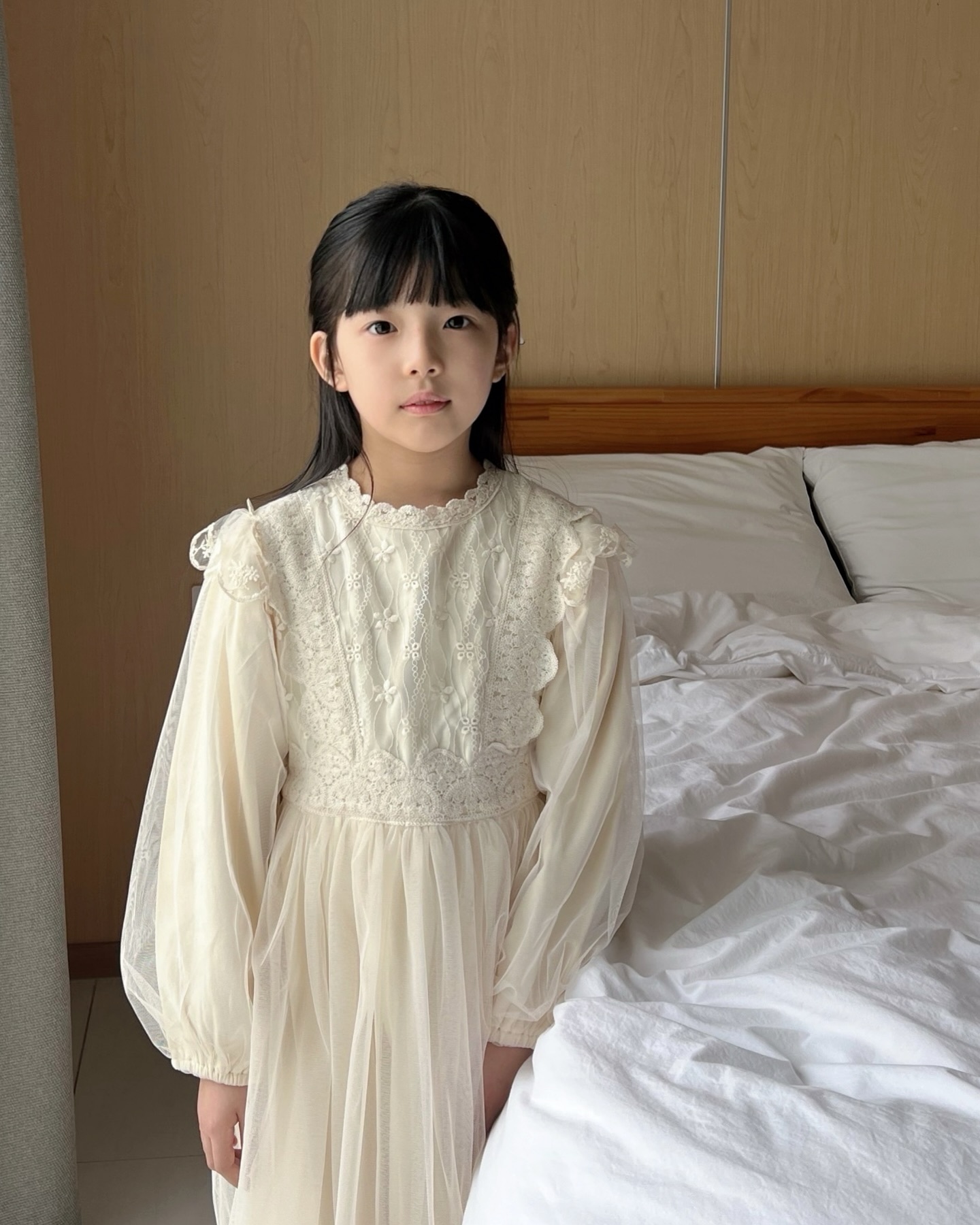 #단아
.
자신이 하고 싶은 걸
똑부러지게 말하는 널 보니
다 컸구나 싶고
.
아직 9살이야
많이 해보고 놀아보고
즐겨보자!!!!!!
.
.
.
.
.
.
.
.
.
#즐겁단아  #kids  #kidsmodel #picture #studio #daily  #아역배우 #koreankids  #ootd  #홈피팅  #키즈패션 #아역배우  #키즈인플루언서 #키즈모델 #광고모델 #남대문피팅모델  #키즈룩 #키즈패피  #여아모델 #아동복모델 #일상 #딸스타그램 #신입생 #신학기 #초등맘