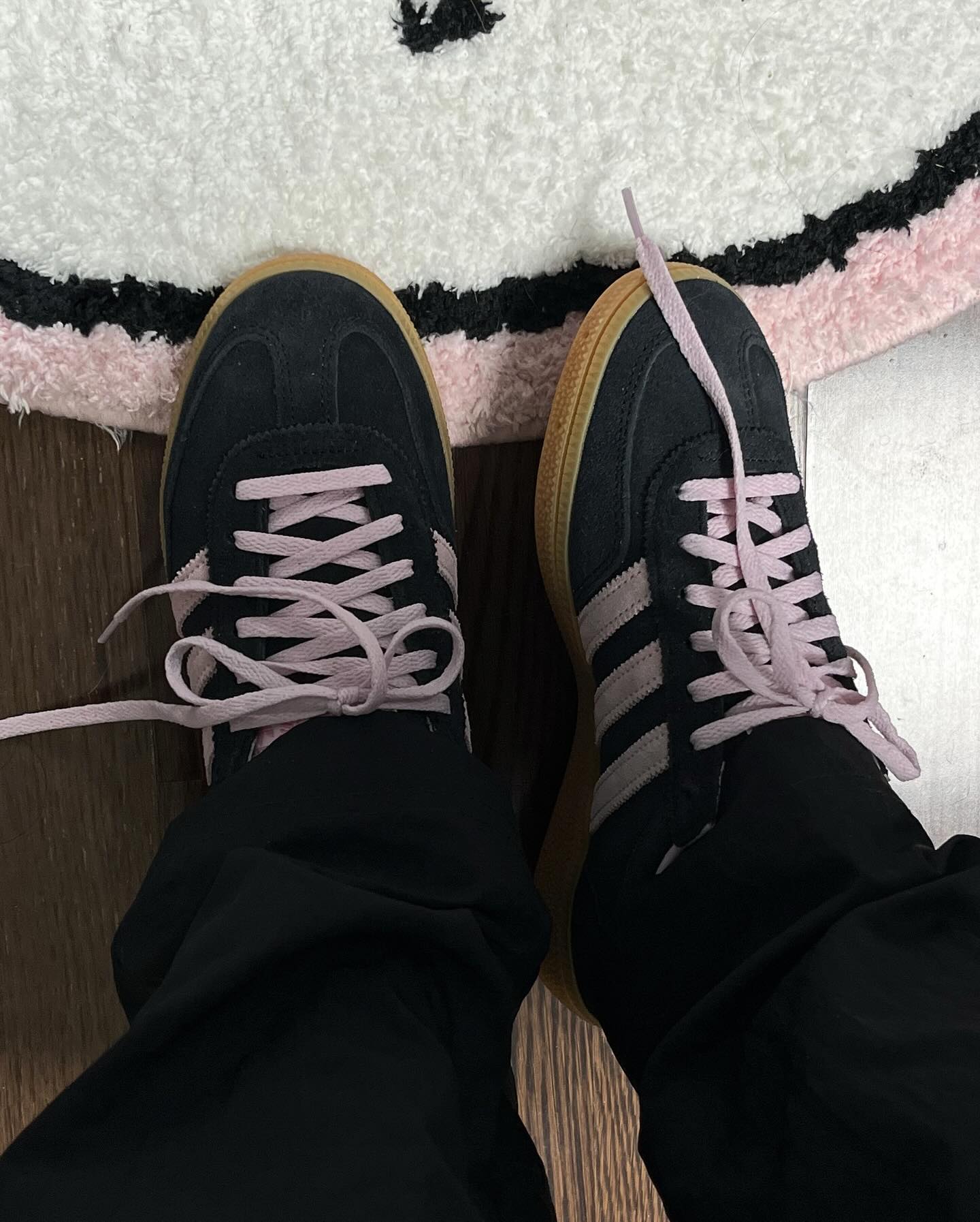 ⠀ ⠀
🎀🖤 패밀리세일에서 득템! 
-
#adidas
#아디다스 #스페지알