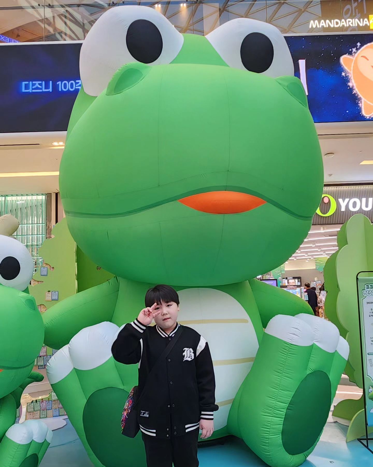 오늘은 솔이랑 둘이
스타필드~😀

'엄마 이제 운전 잘하네?'라는 솔이~~
크롱과함께💚

#스타필드 #크크롱 #2024해피뉴이어