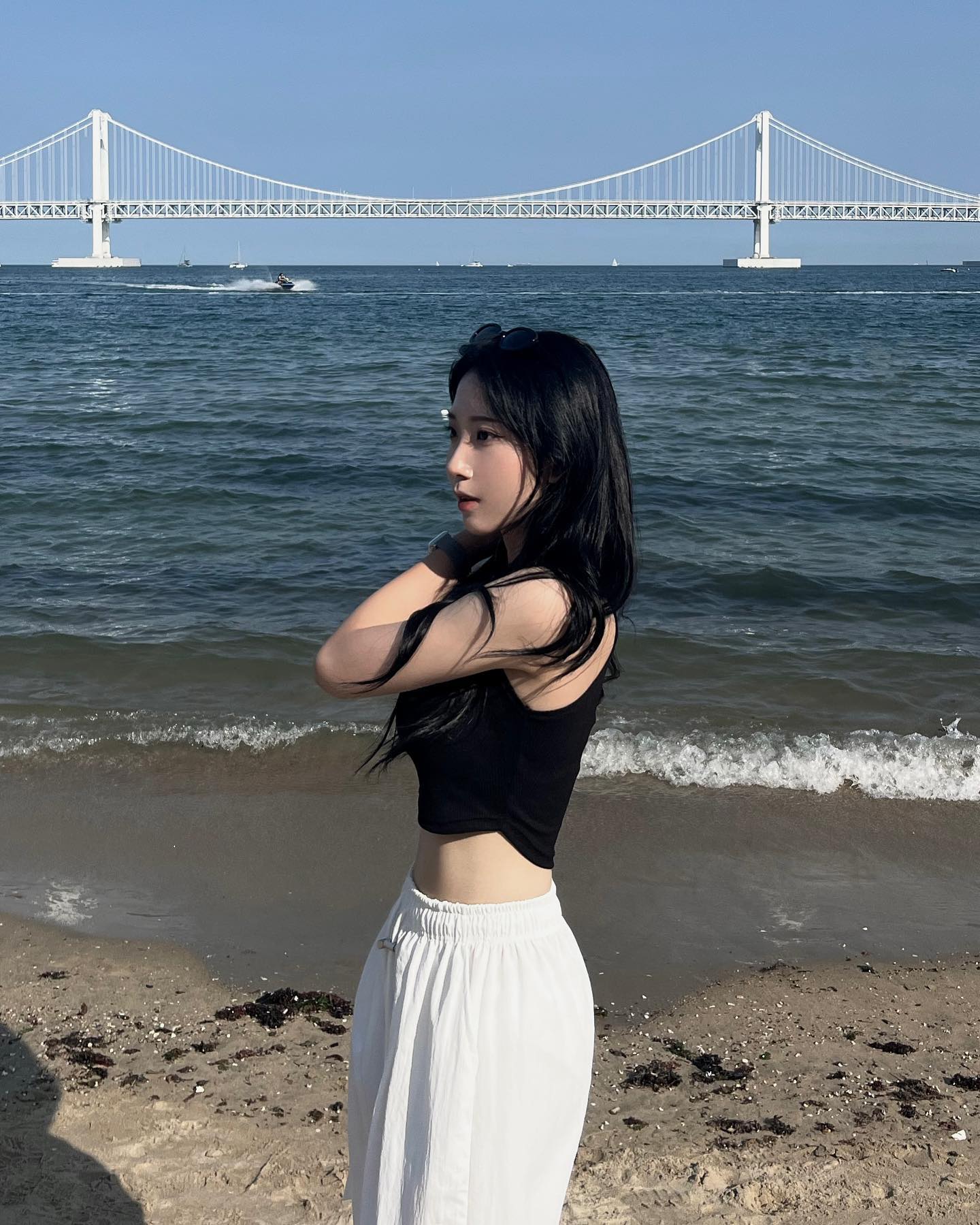 🌊