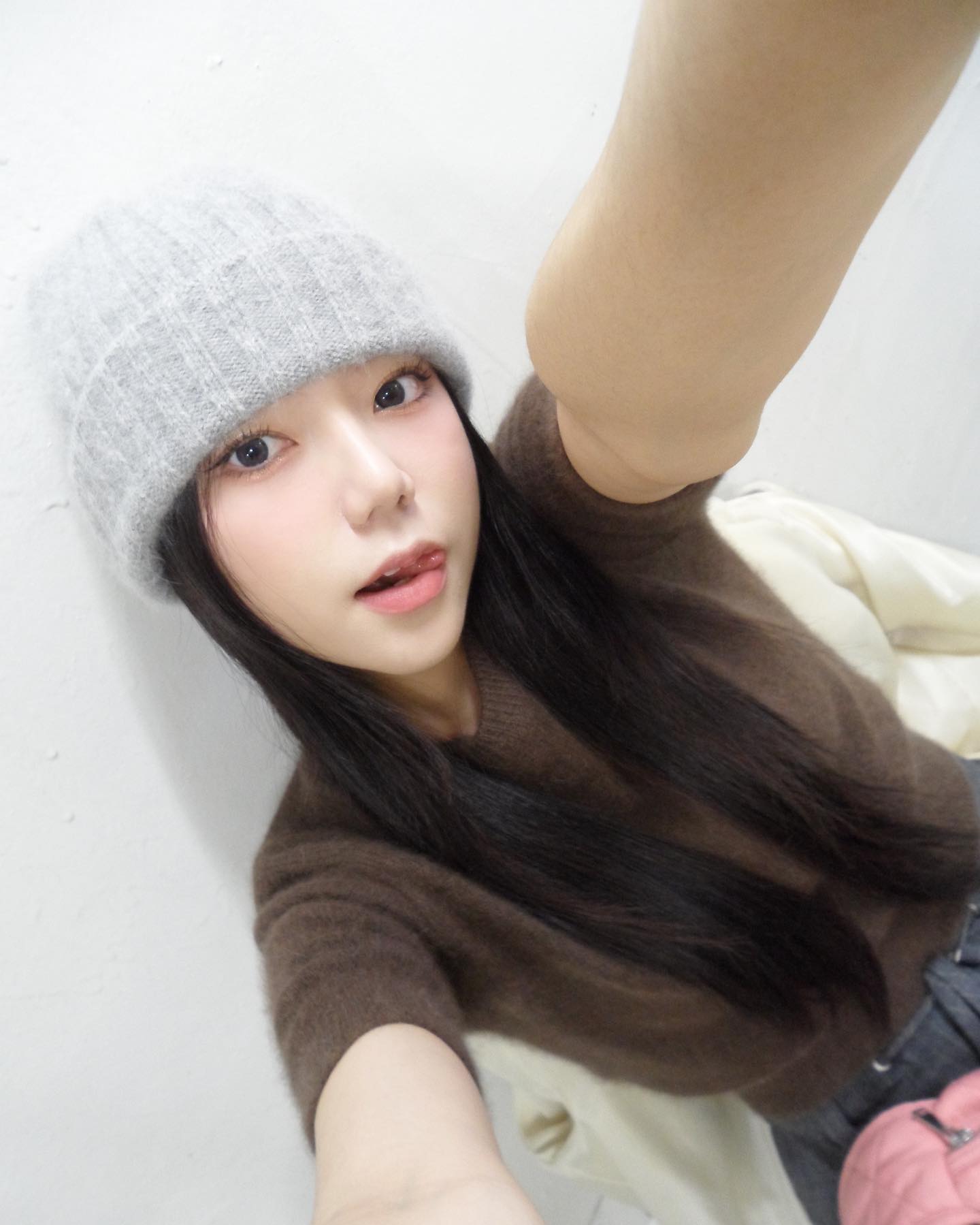 오랜만에 셀카 ჱ̒ ｰ̀֊ｰ́ )