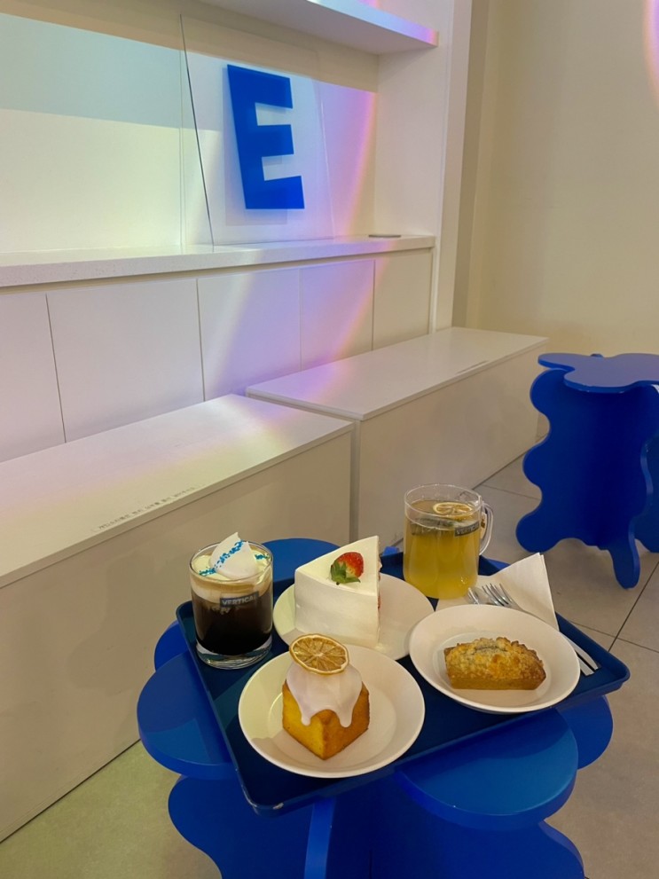 홍대 케이크 맛집 버티컬커피