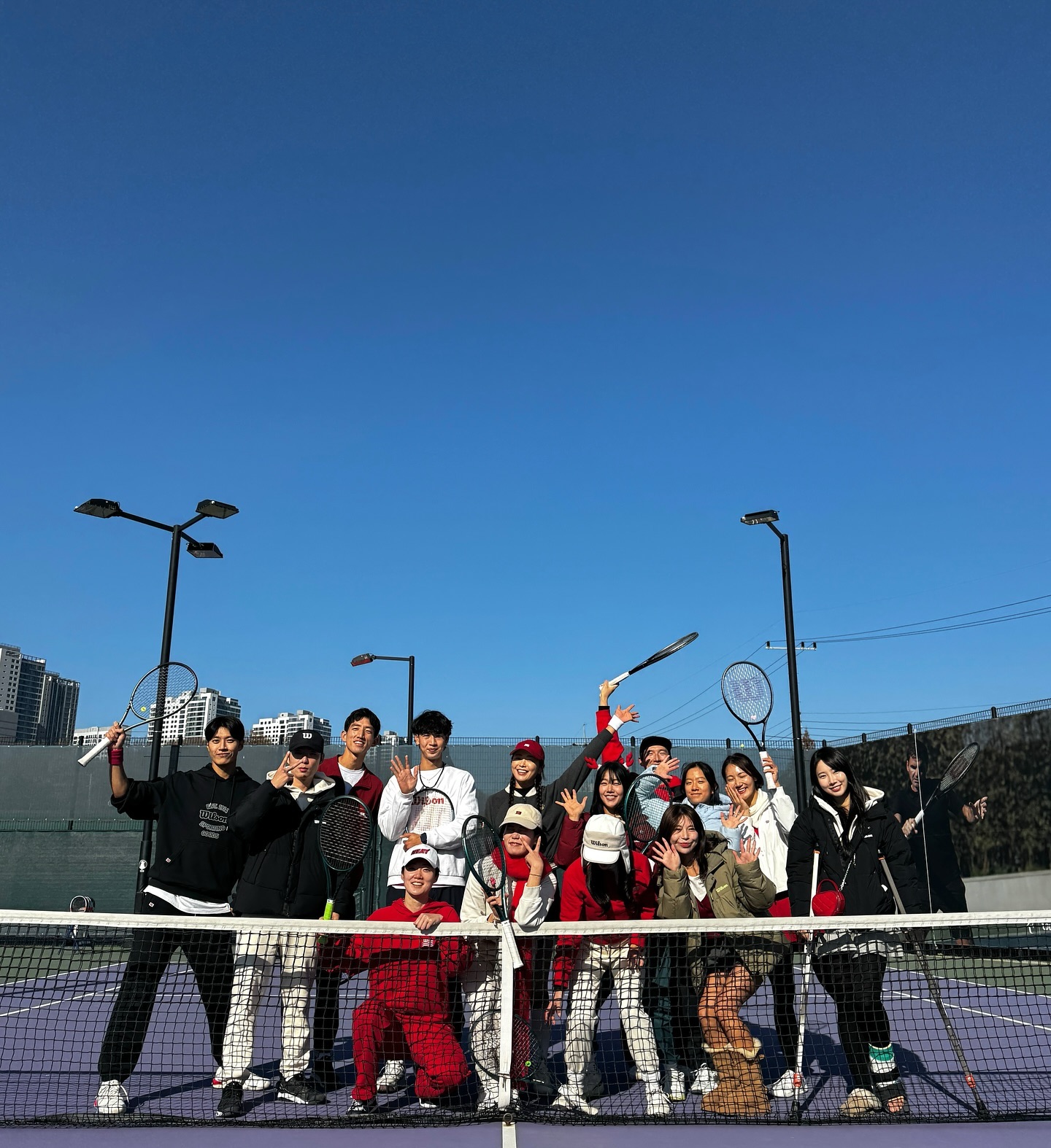 올한해는 윌슨으로 가득한 날들이였다 (*´∀｀*)️~❤️
미리 메리 크리스마스 팀윌슨 🎅🏻
연말 마무리 잘하구 내년에 날 풀리고 또 보아요ㅎ-ㅎ
(그땐 날라다닐꺼얏 👀)

#wilson #marrychristmas #메리크리스마스

We are #Teamwilson wilsonkorea