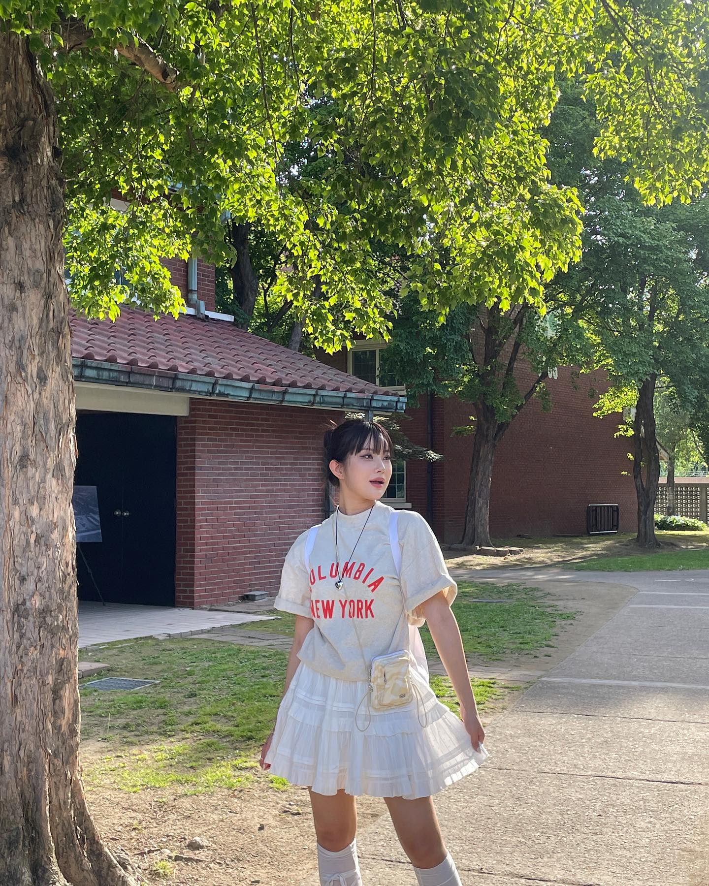 귀여운 내 양말 🫶🏻🎀
columbiauniv_official

#컬럼비아유니버시티 #columbiauniversity #캐주얼룩#시티보이룩#발레코어룩#발레코어#그래픽티셔츠#카고팬츠코디#무신사#대학생서포터즈#패션서포터즈#대학생코디#좋아요반사#맞팔#follow4followback#likesforlike#용산공원#용산공원미군기지#서울공원추천#fashion#ootd