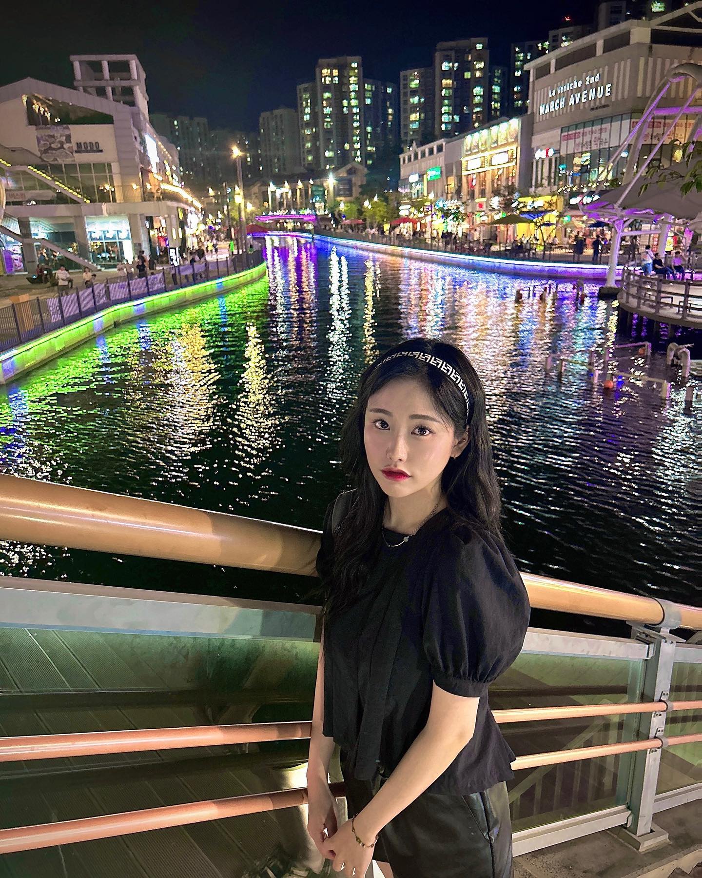 힘드러

#김포놀거리 #김포라베니체 #드라이브카페 #드라이브코스추천 #김포한강신도시