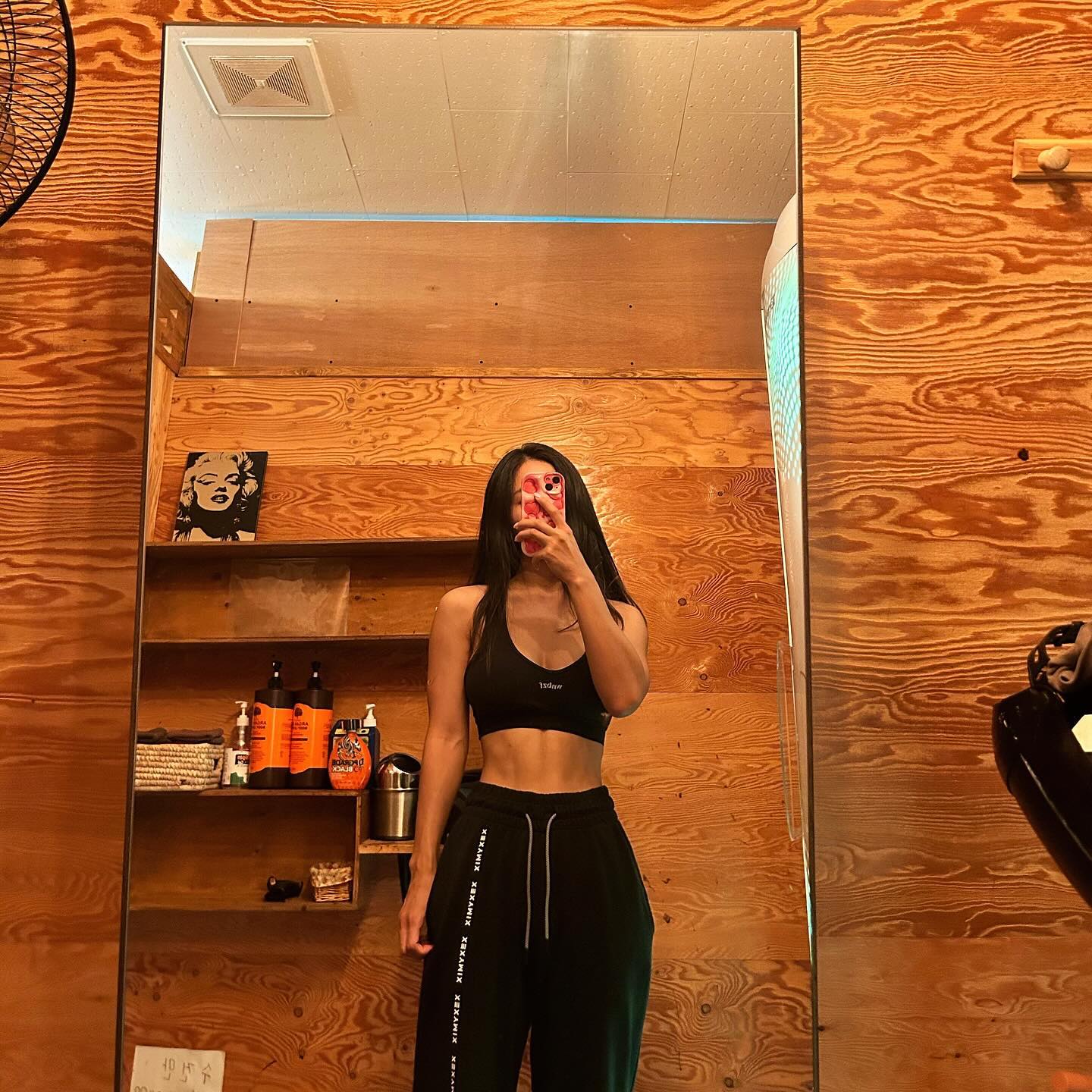 바프 하루남겨놓고 태닝오는 금쪽이😬

항상 감사합니다🤭 pt_maldives_tanning 🤎

#태닝 #몰디브태닝 #평택몰디브태닝
#운동 #운동스타그램 #헬스 #헬스타그램
#바디프로필 #바프 #일상