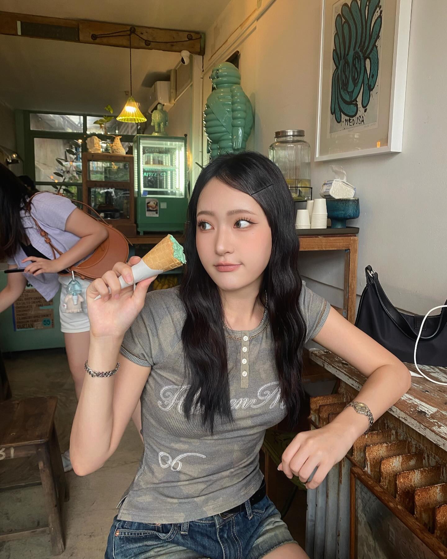 민초파 손✋🏻..🩵🍦🤎
