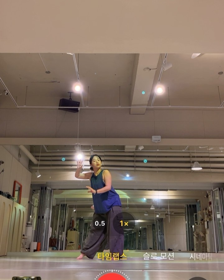 Ocean Beach or Ocean City
🌊🌇
.
.
.
#춤 #움직임 #무브먼트 #댄스 #댄서 #dance #movement #freestyle #dancer #soul #moving