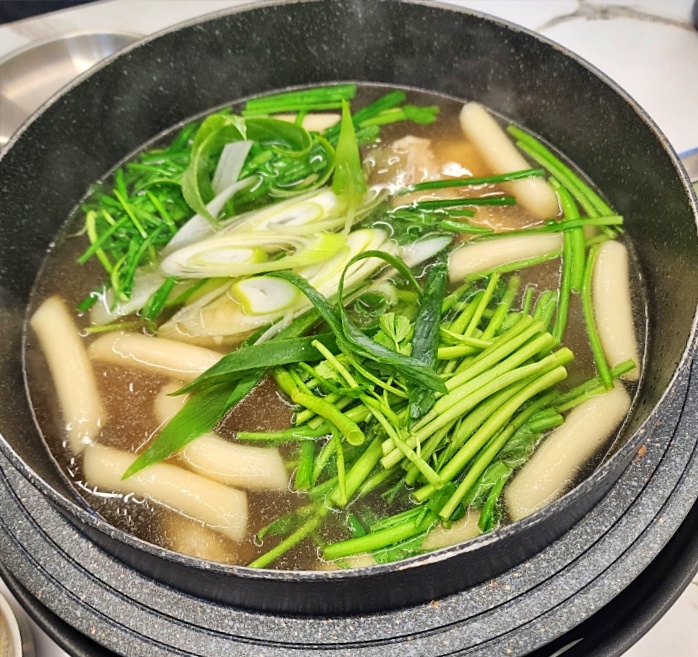 남양주 도농 가마솥 닭한마리 다산 법조타운점, 칼국수맛집 미나리 무제한 주차