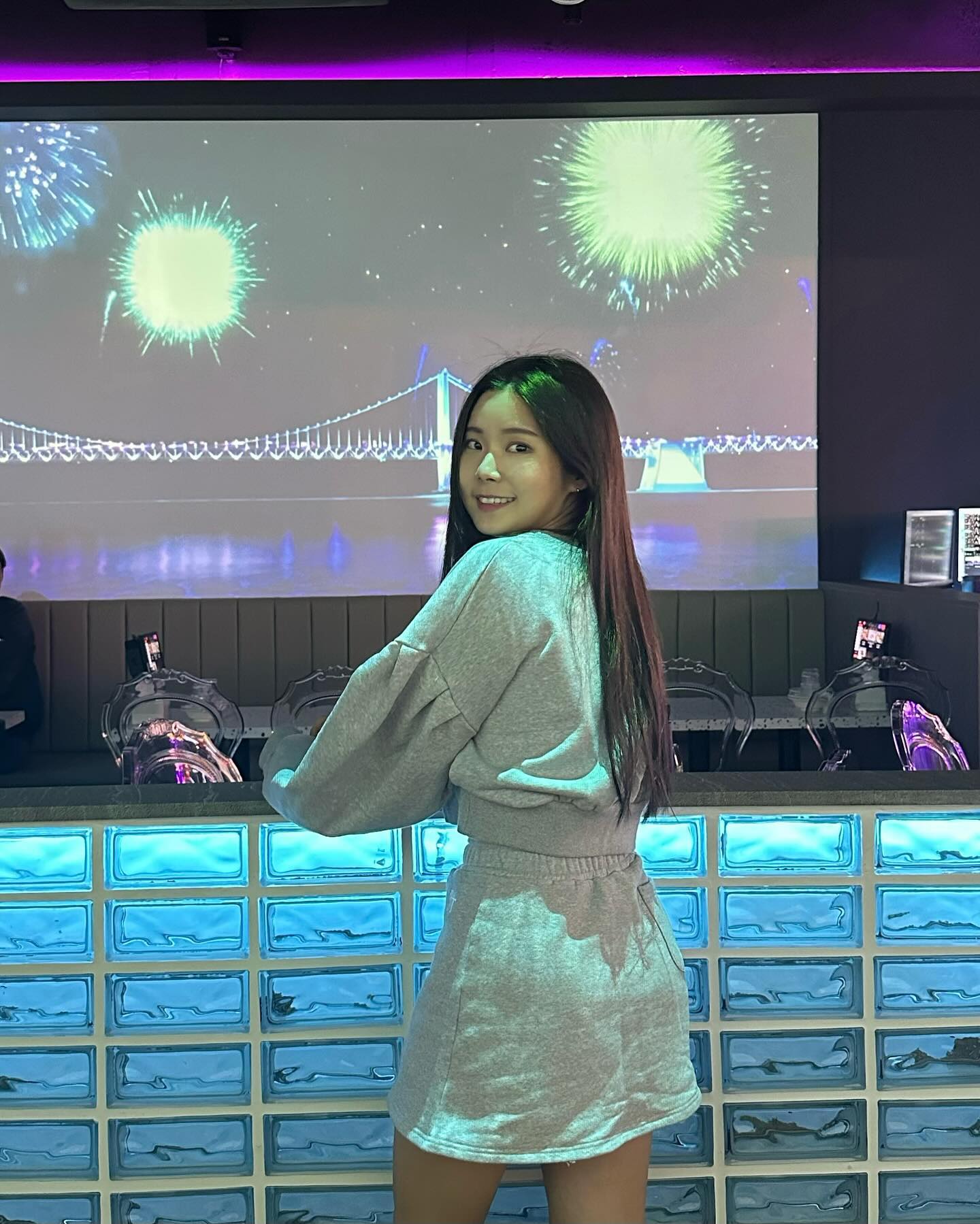 #협찬
나 부산왔자나~~~~뻥이고🤭
수유에 새로생긴 #광안대교 술집 다녀옴
분위기 넘 좋고, 안주도 넘 맛있,,,,,🫢💕
나랑 여기 또갈사람?🫶🏼
.
.
.
.
.
.
.
#수유 #수유가볼만한곳 #광안대교 #수유맛집 #부산 #수유술집추천 #수유역 #수유역맛집 #강북술집 #오오티디 #맨투맨코디 #맨투맨스커트세트 #맨투맨치마바지세트 #비비드빈 #분위기좋은술집 #술맛집 #불금 #불토