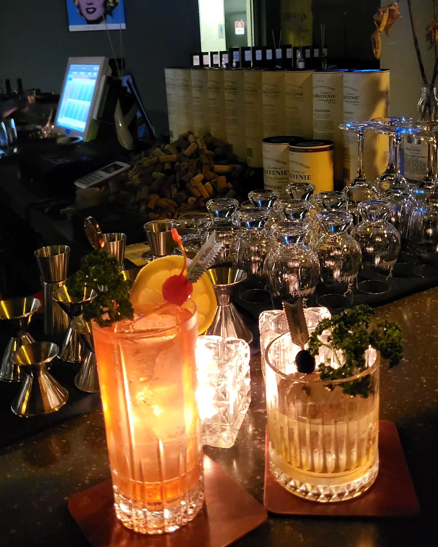 #MyBin
ㅡ
애정하는 클래식 바 #🍸
영일대 1등 야경은 마이빈이지
ㅡ
#🌃 #🌆
