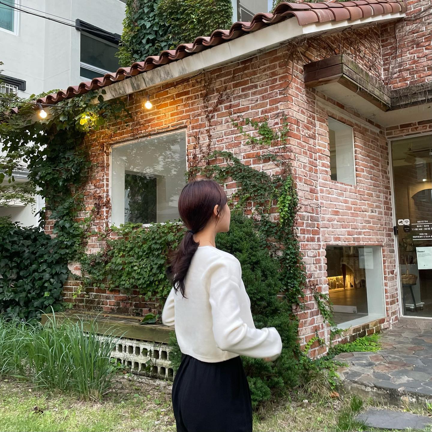머리카락 어떻게 저런 모양 ?