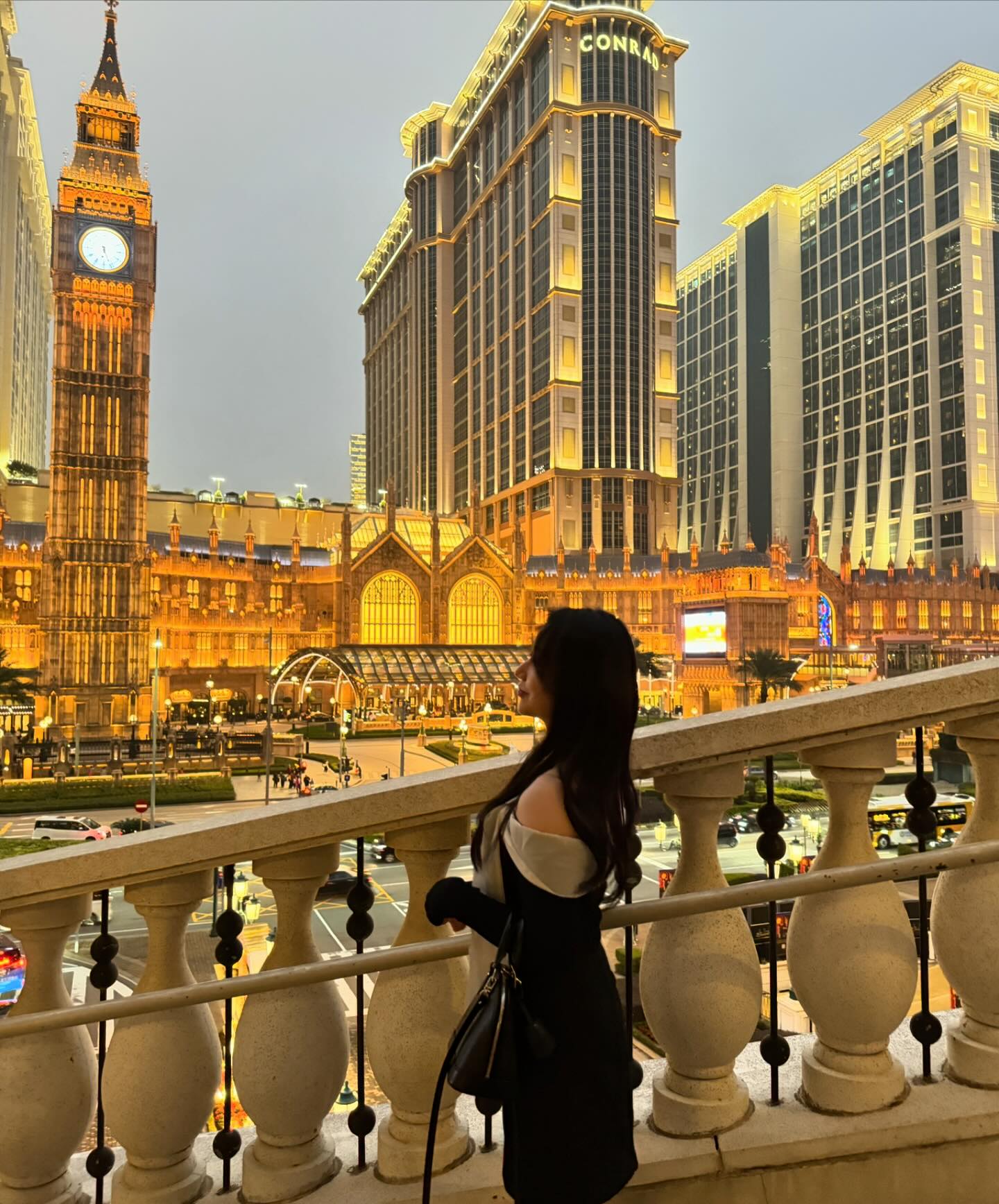 행복했던 hong kong & macao 🤍

이렇게 꾸민 것도 정말 오랜만이라 괜히 기분 죠앗따 ◡̈*