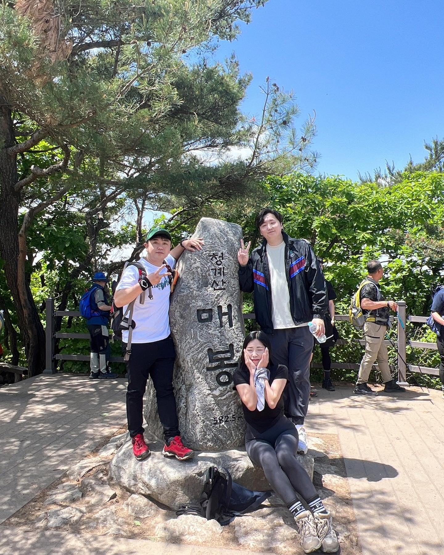 간만에 #등산 복귀 찜질방까지 완벽했다
등산후에 3만 칼로리 먹은건 안비밀
.
.
.
.
.
#운동하자 오늘부터 #등린이
